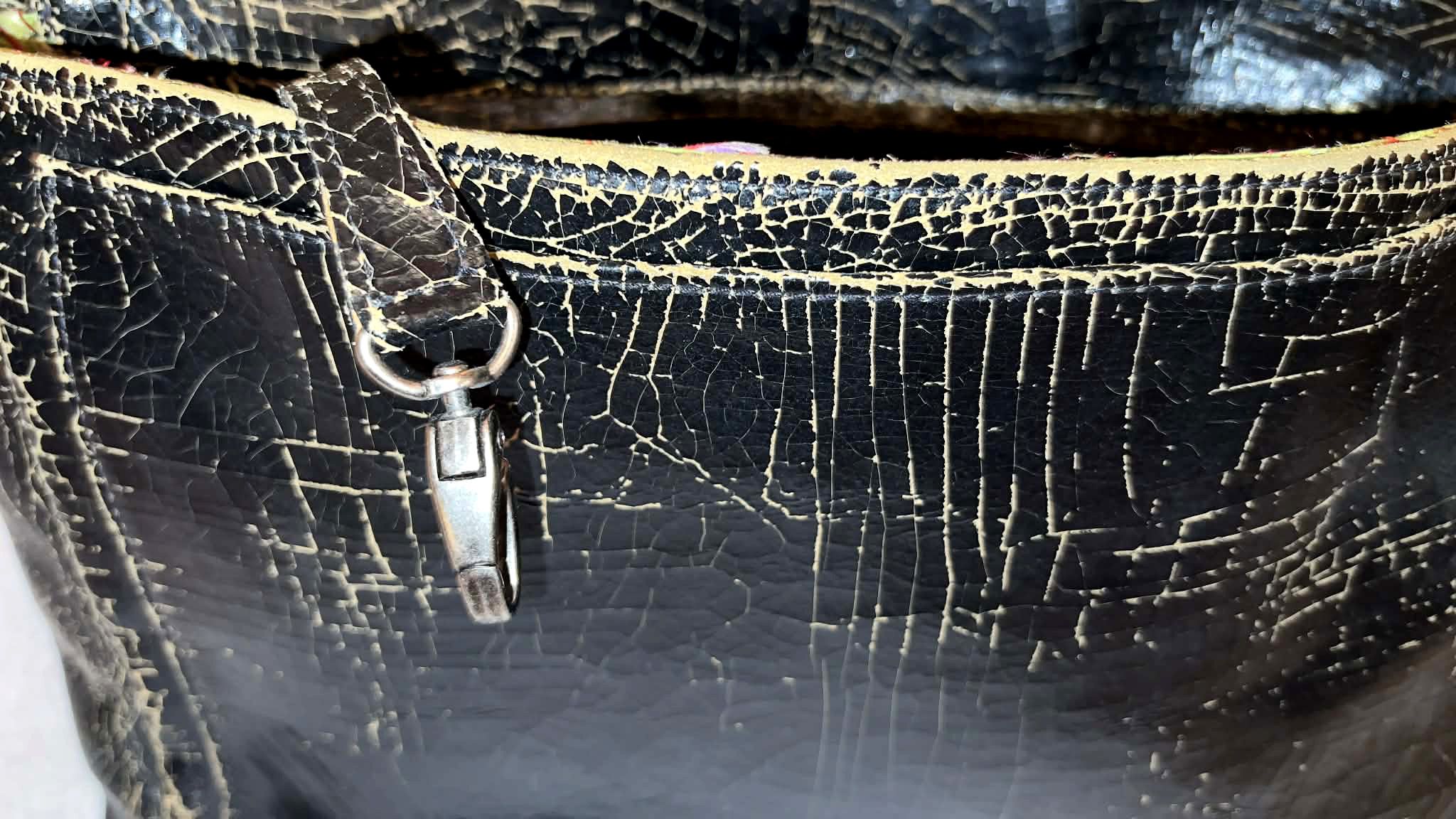 Other Marc Marmel "Jaxx Messenger Bag" handcrafted leather satchel Size ONE SIZE - 9 Thumbnail