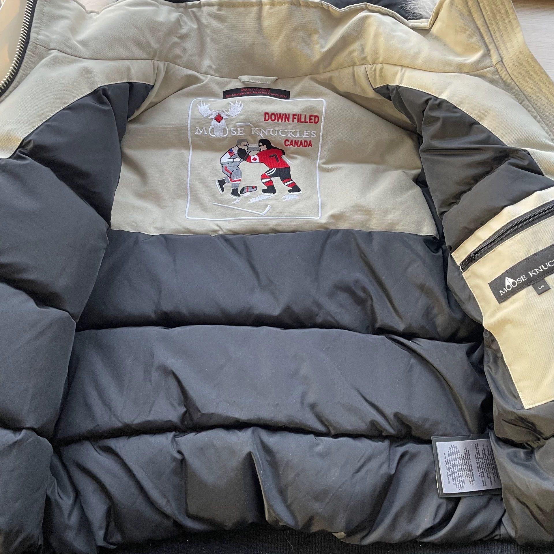 Moose Knuckles Moose Knuckles Women's Khaki Flight Down Jacket L Size L / US 10 / IT 46 - 4 Thumbnail
