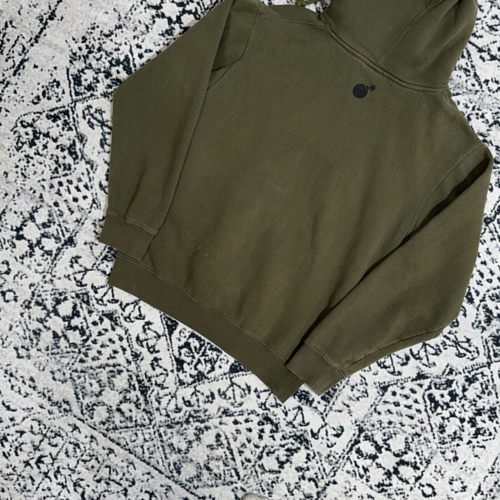 Vintage The Hundreds Unisex Green Army Bottle Cotton Hoodie Size S Size US S / EU 44-46 / 1 - 9 Thumbnail