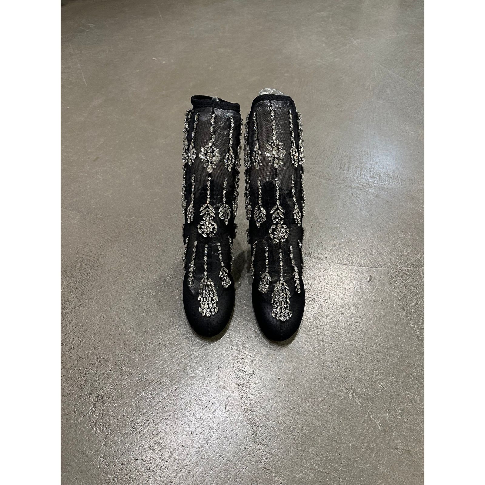 Alexander McQueen 2022 Alexander McQueen emboided sculptural heels Size US 7 / IT 37 - 4 Thumbnail