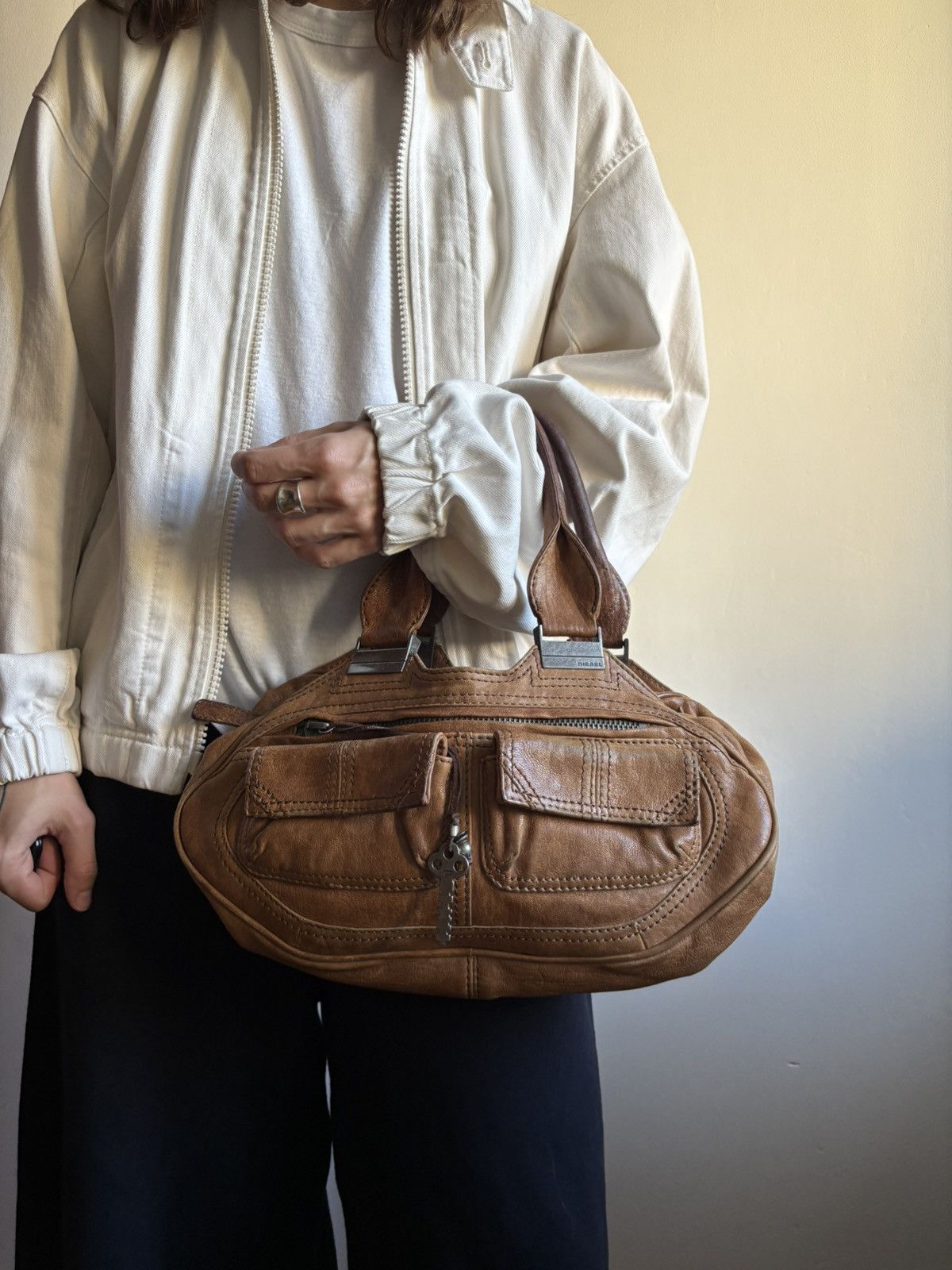 Diesel Vintage Diesel Genuine Leather Shoulder Bag Y2K rare Size ONE SIZE - 4 Thumbnail