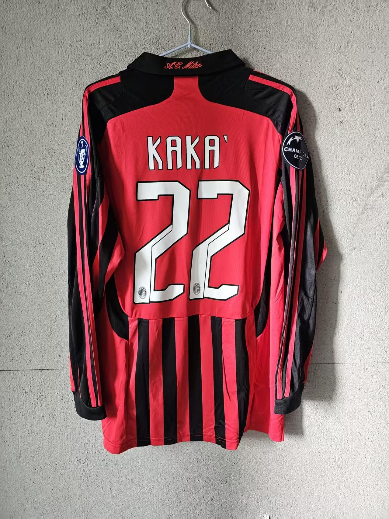 Other AC Milan 22 Kaka Jersey Size US S / EU 44-46 / 1 - 1 Thumbnail