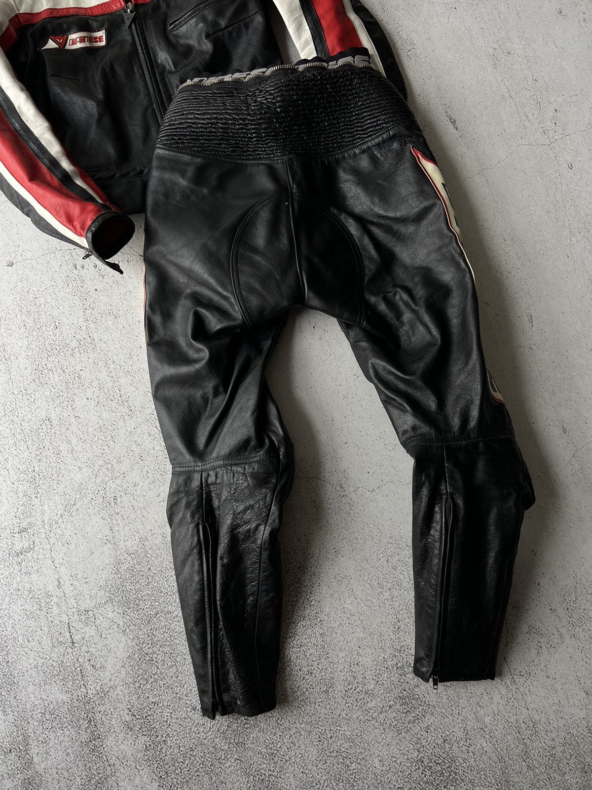 Dainese × Honda × Marlboro Dainese Vintage First Class Leather Motor Suit Jacket, Pants Size S / US 4 / IT 40 - 21 Thumbnail