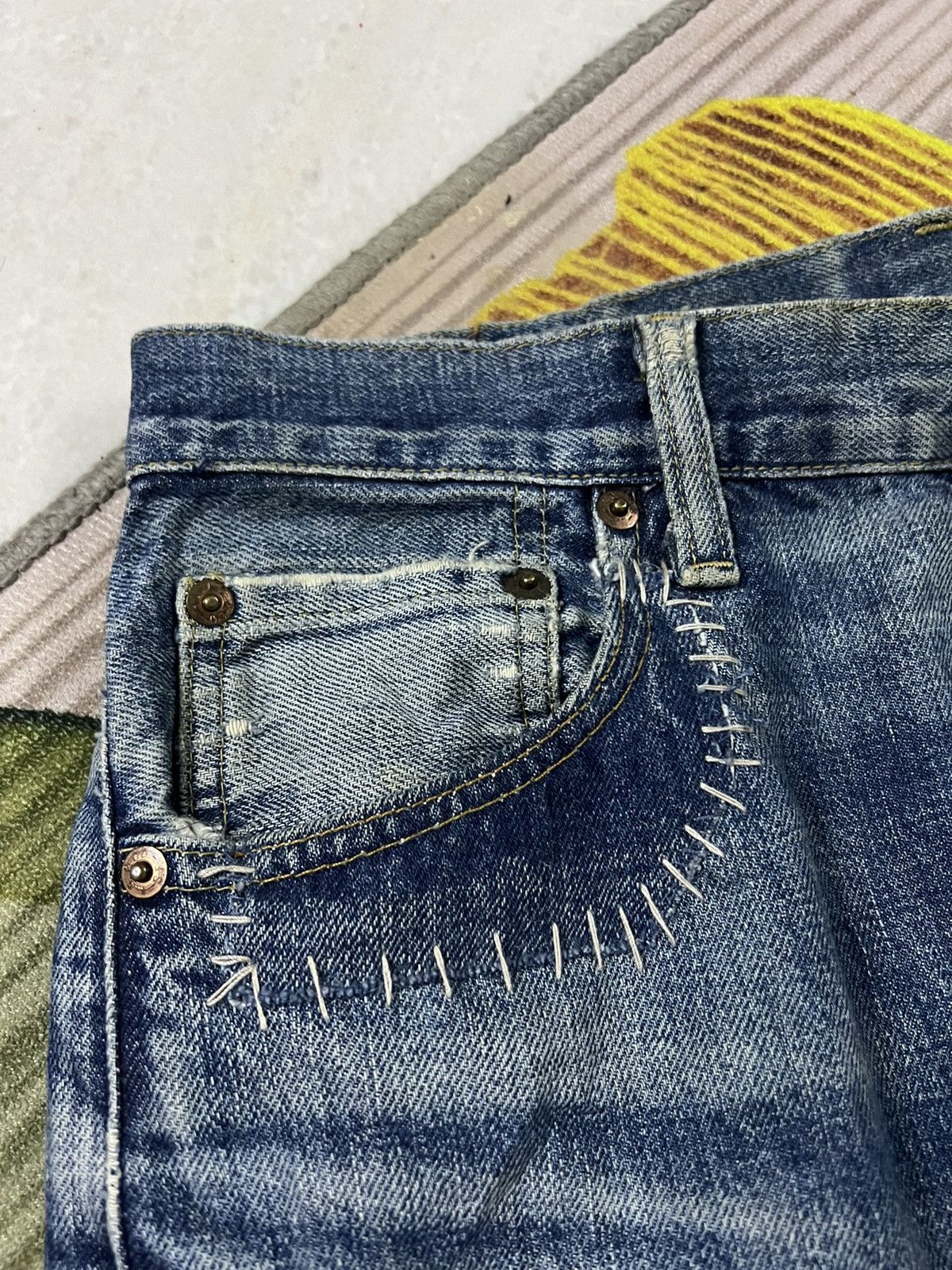 Levi's VINTAGE LEVIS 702 E BACKLE BACK CUSTOM SASHIKO BORO JAPAN Size US 30 / EU 46 - 6 Thumbnail