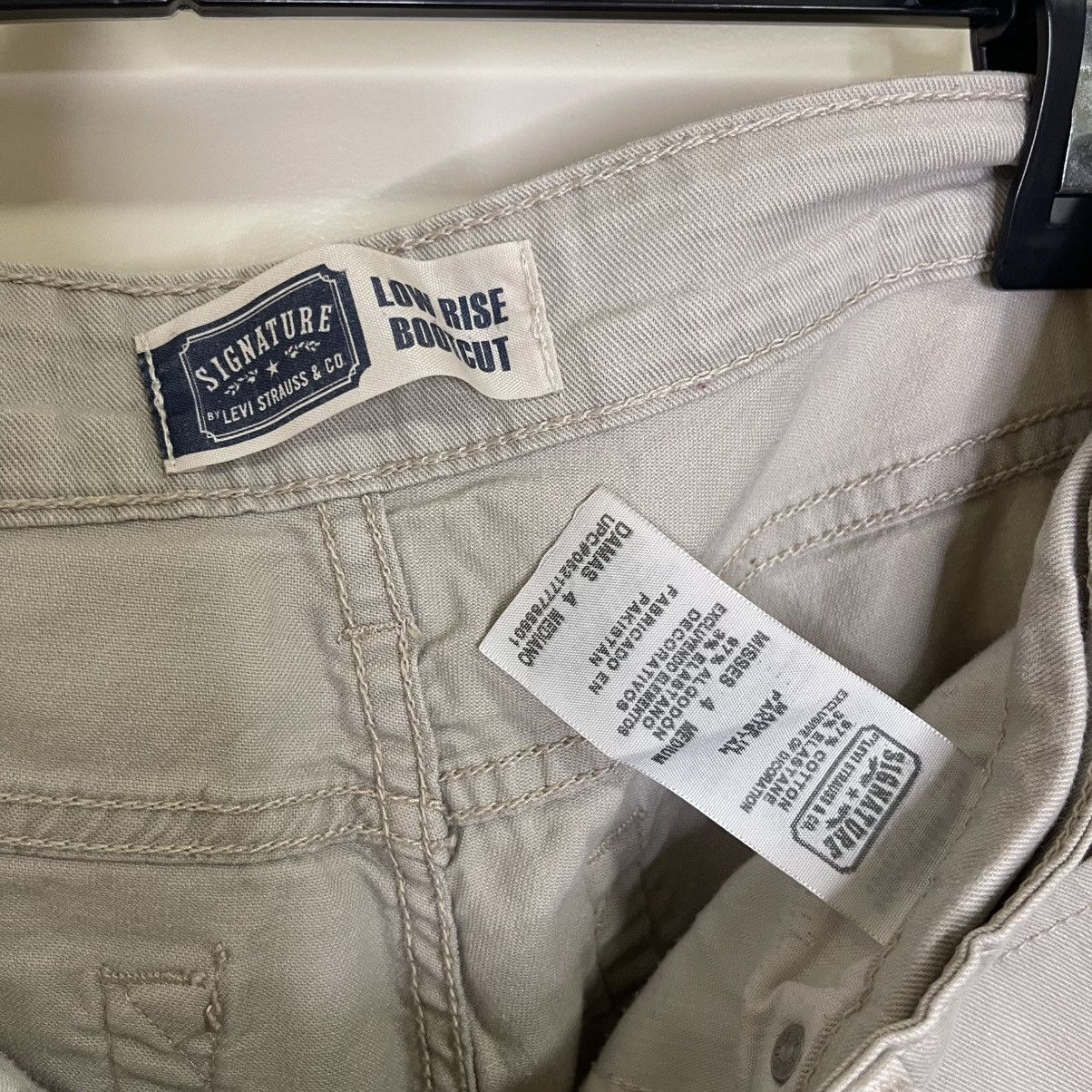 Levi's Signature by Levi’s Strauss & Co. Low Rise Bootcut Jeans Size 27" / US 4 / IT 40 - 3 Thumbnail