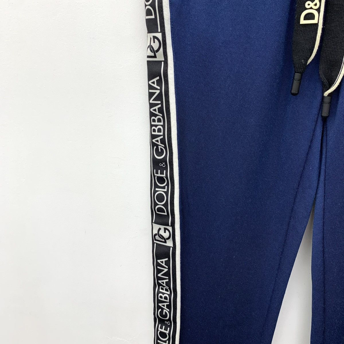 Dolce & Gabbana Dolce&Gabbana Dark Blue Side Logo Tape Casual Pants K26WX Size 30" / US 8 / IT 44 - 4 Thumbnail