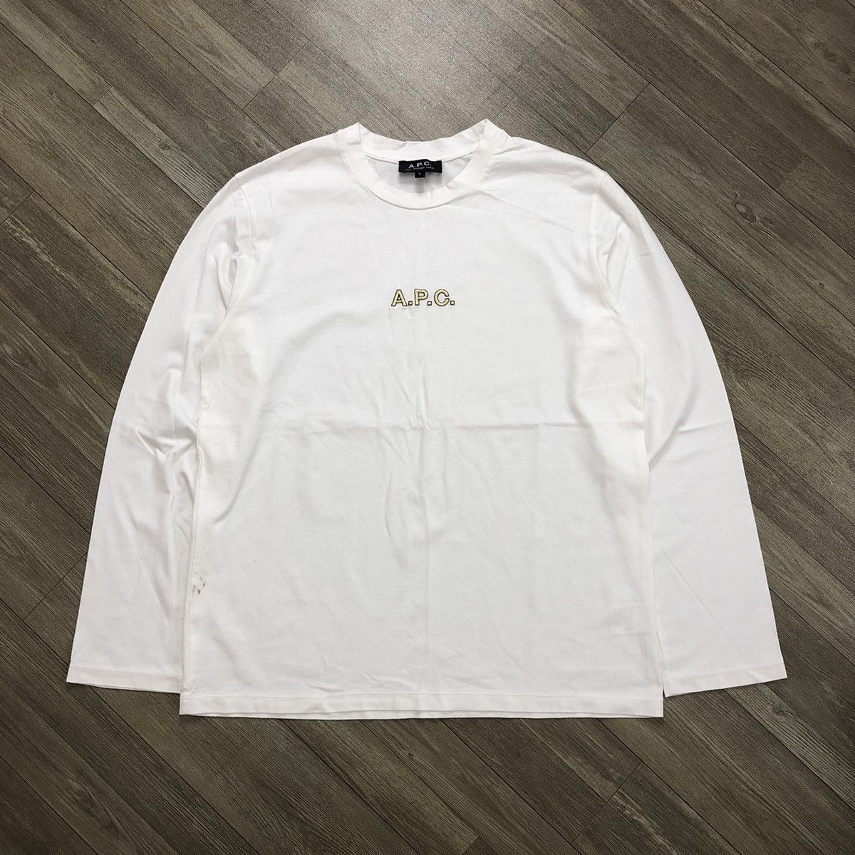 A.P.C. A.P.C Paris Spell Out Small Logo Embroidered Longsleeve Tee Size US S / EU 44-46 / 1 - 1 Thumbnail