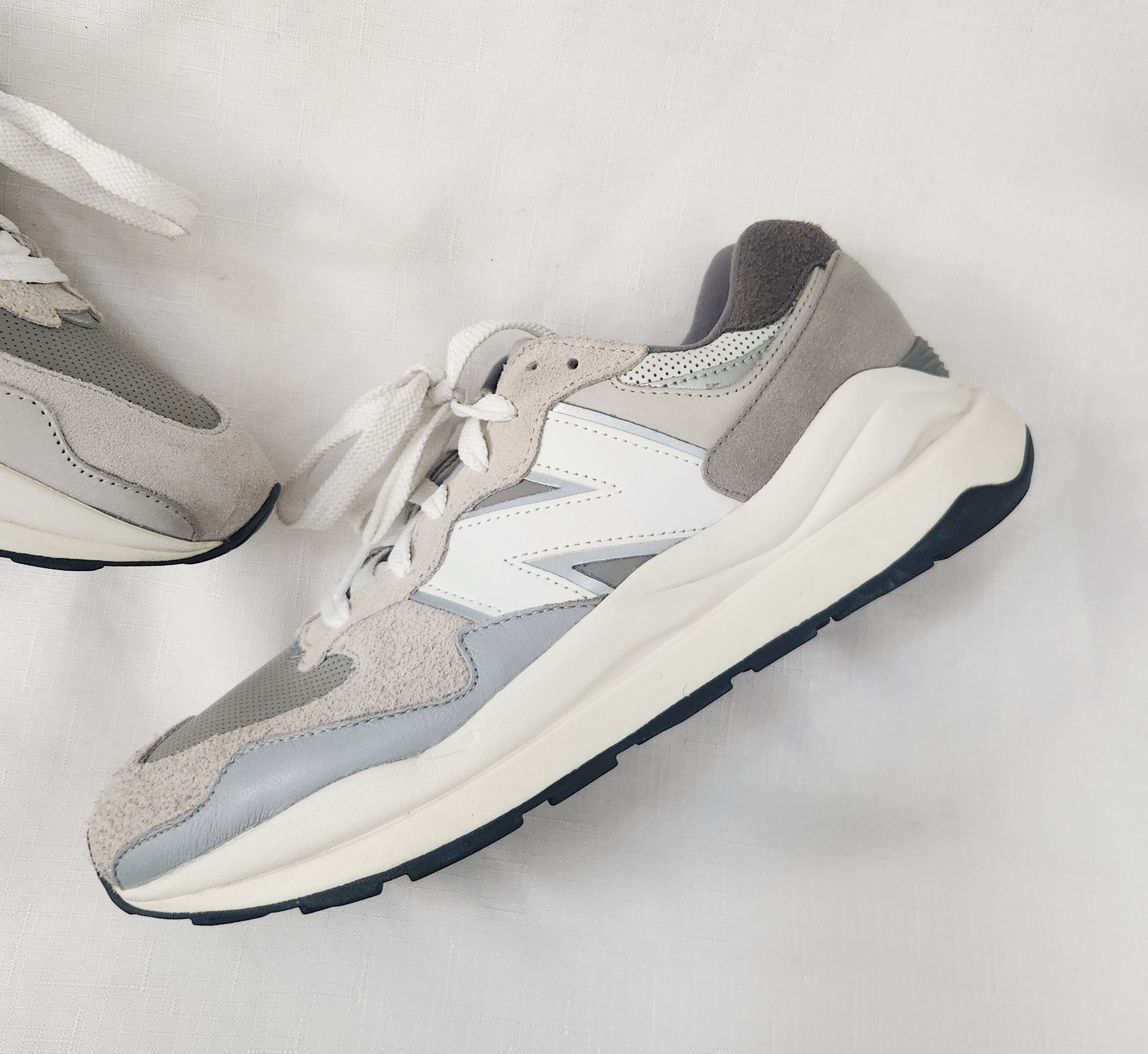 New Balance New Balance 57/40 Grey Day (M5740TA) Size 11 Men's sneakers Size US 11 / EU 44 - 4 Thumbnail