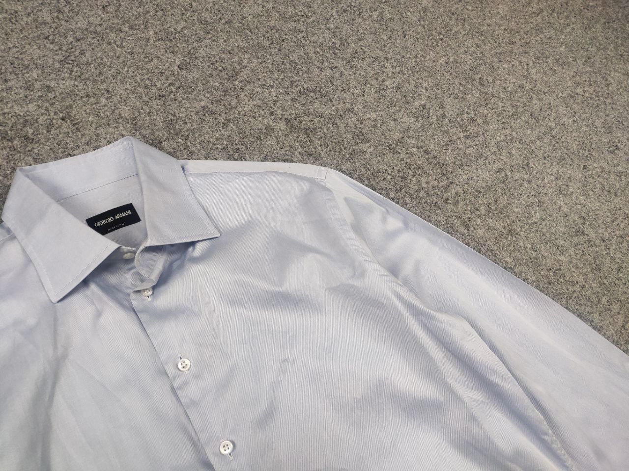 Giorgio Armani Giorgio Armani Design with Light blue thin Long sleeve shirt Size US M / EU 48-50 / 2 - 4 Thumbnail