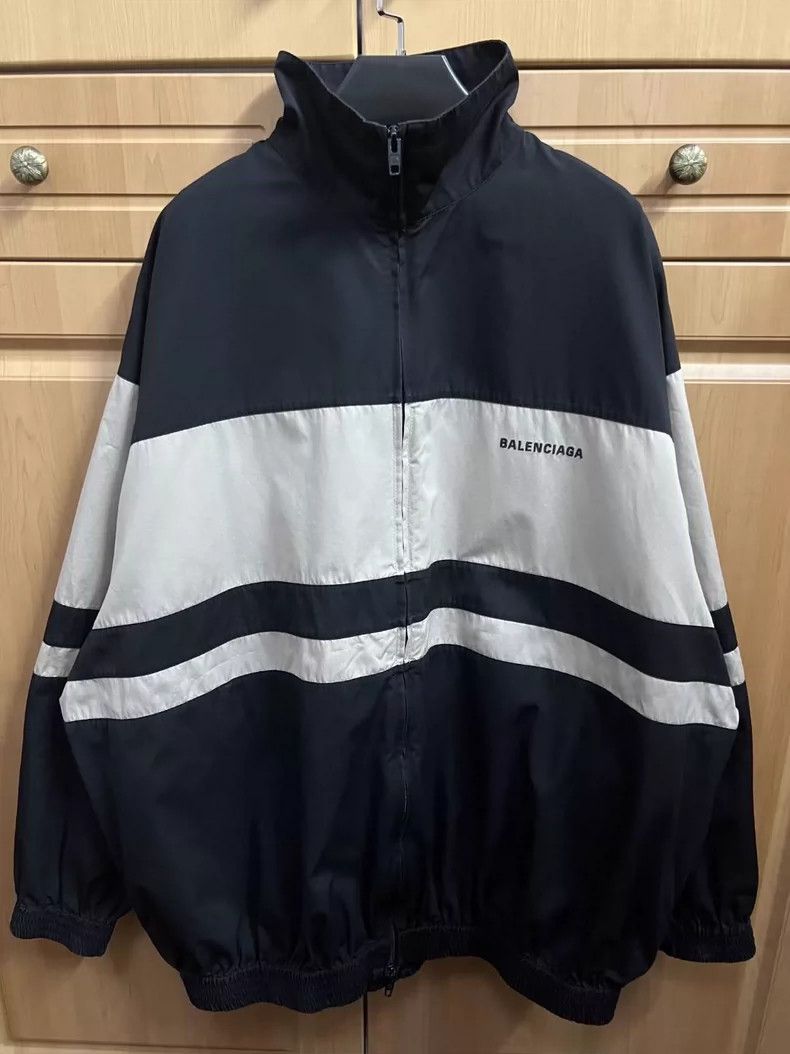 Balenciaga Balenciaga Latte Color Blocked Letter Zip Up Jacket Size US S / EU 44-46 / 1 - 1 Thumbnail