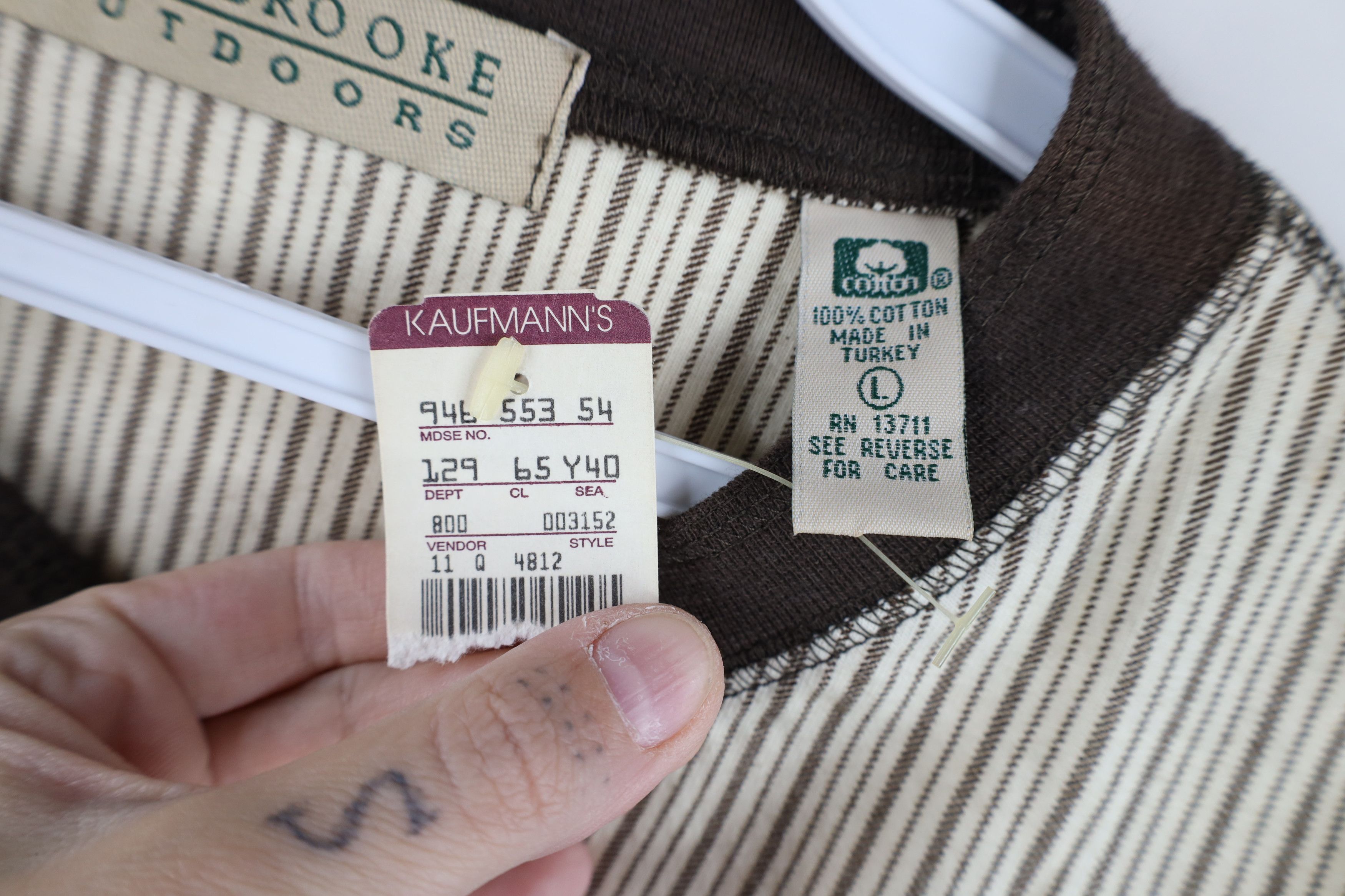 Vintage Deadstock Vintage 90s Streetwear Long Sleeve Henley T-Shirt Size US L / EU 52-54 / 3 - 7 Thumbnail