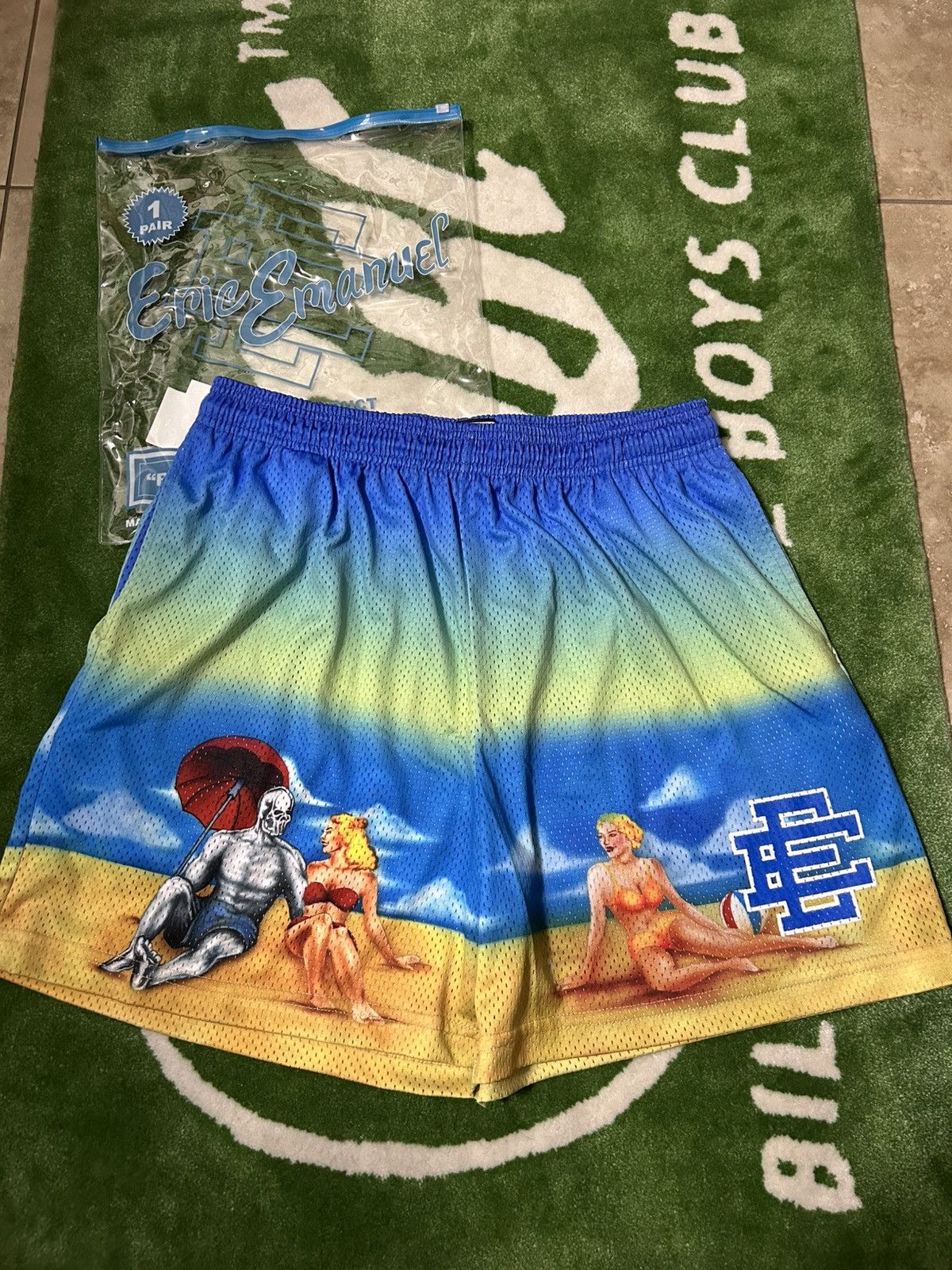 Eric Emanuel Shorts Xl | Grailed