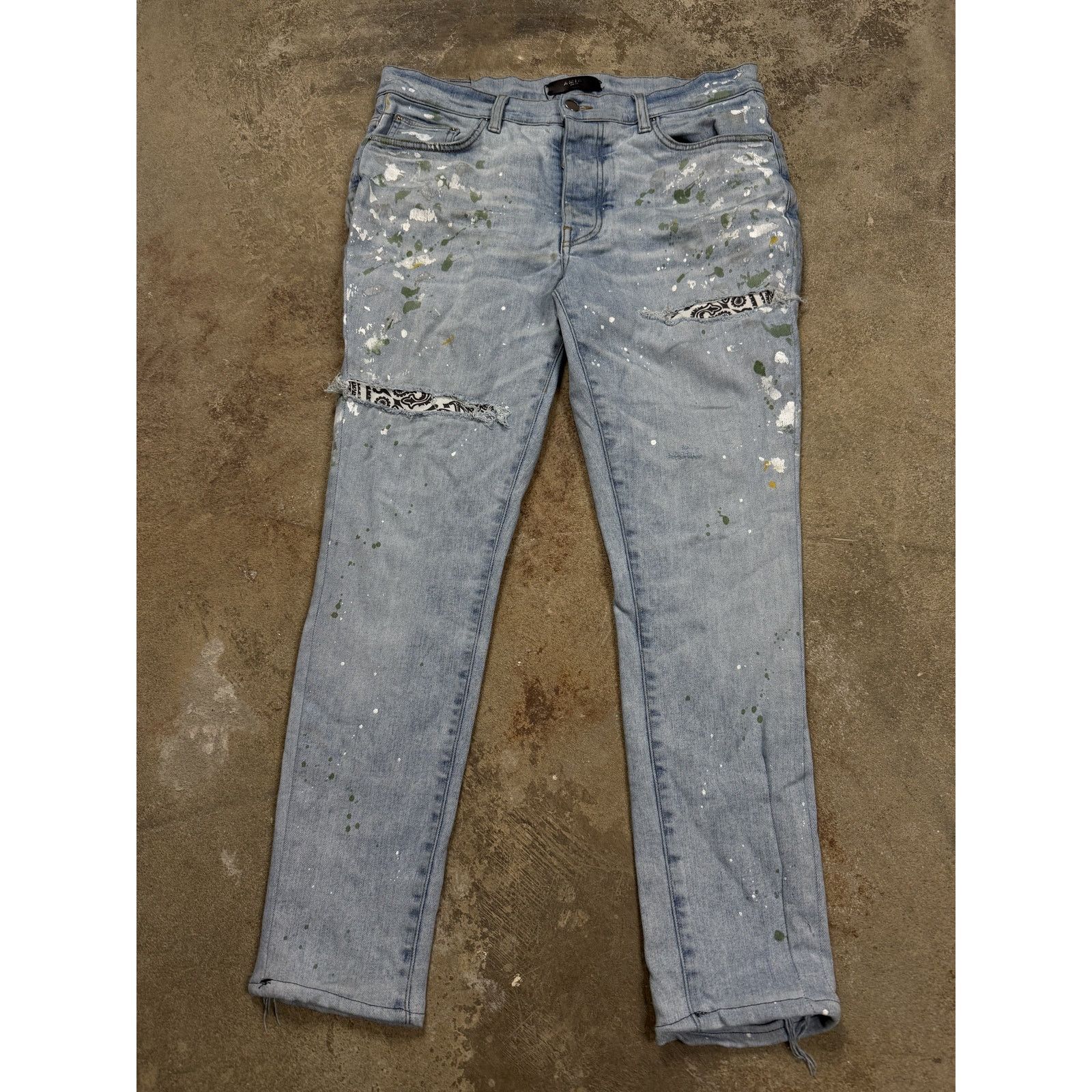 Amiri Amiri Jeans Light Wash Splatter Thrasher Used 34 (Tailored) Size US 34 / EU 50 - 1 Thumbnail