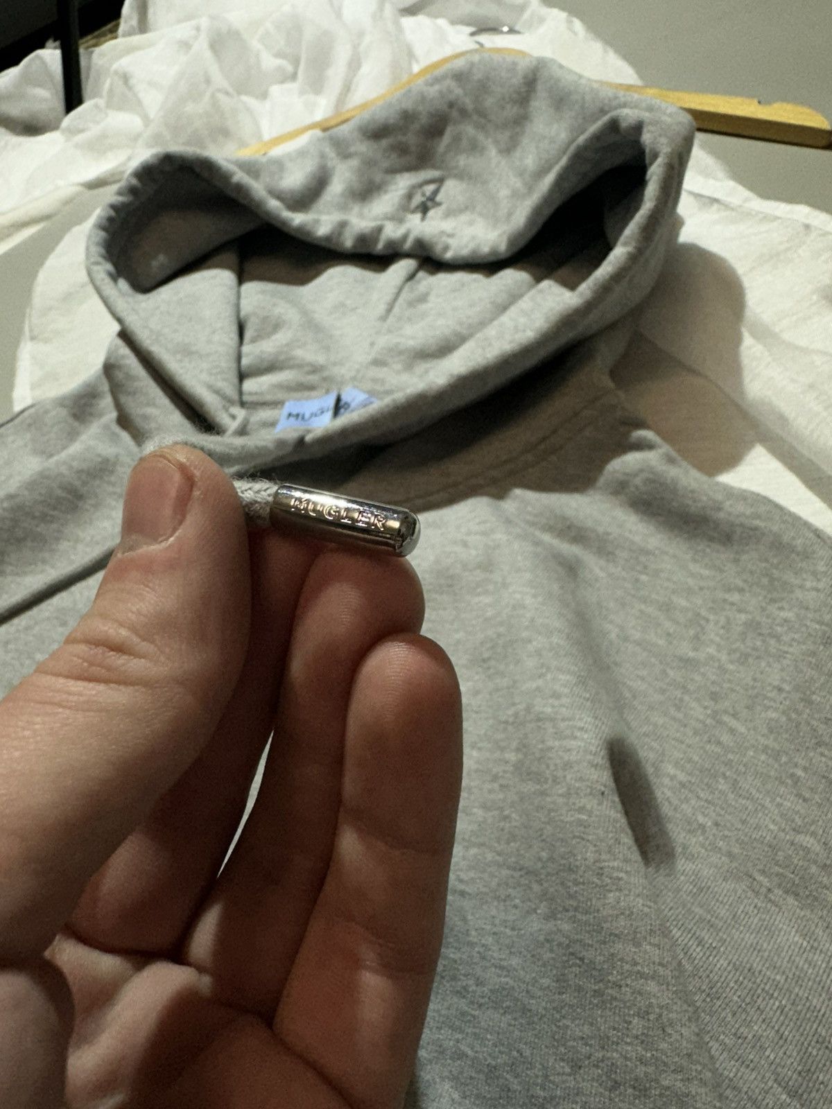 H&M × Mugler H&M & Mugler Star Motif Hoodie Oversized Light Gray Men's sz Size US L / EU 52-54 / 3 - 6 Thumbnail