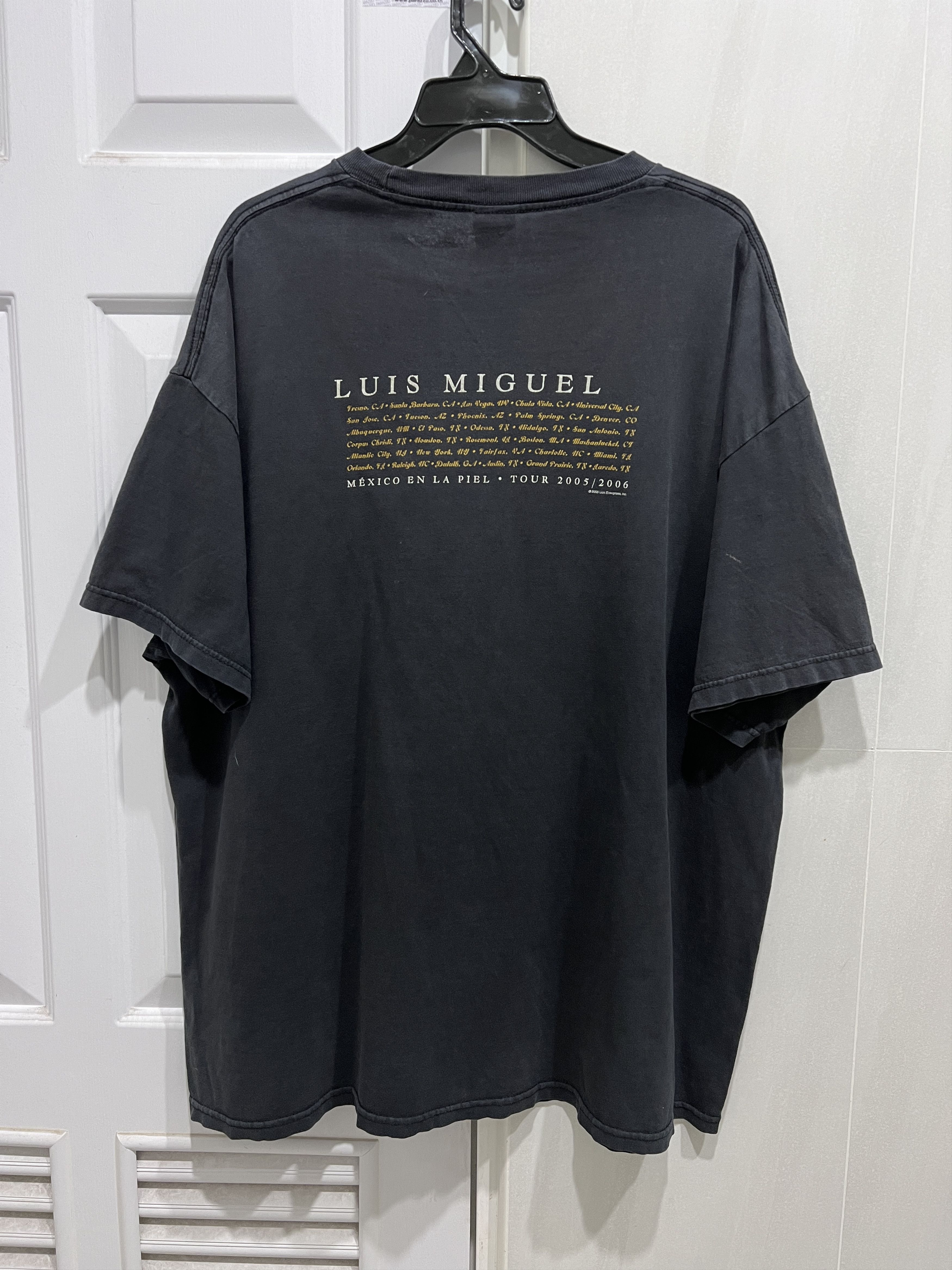 Band Tees Vintage Y2K Luis Miguel Promo Tour Tee 2XL Faded Latin pop Size US XXL / EU 58 / 5 - 3 Thumbnail