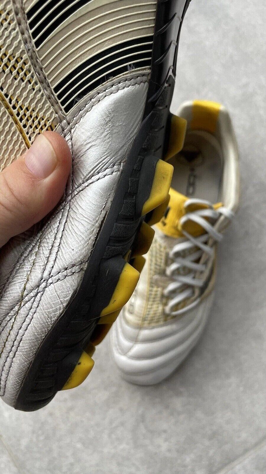 Adidas × Vintage ADIDAS PREDATOR 2009 CLEATS SOCCER VINTAGE FOOTBALL MENS Size US 9 / EU 42 - 8 Thumbnail