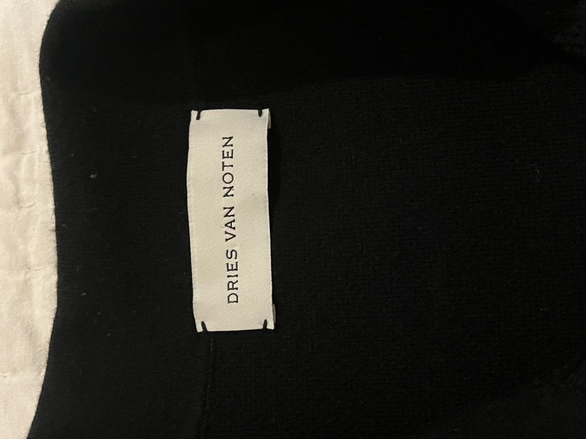 Dries Van Noten DRIES VAN NOTEN Black Spread Collar Cardigan – Sold Out Size US S / EU 44-46 / 1 - 4 Thumbnail
