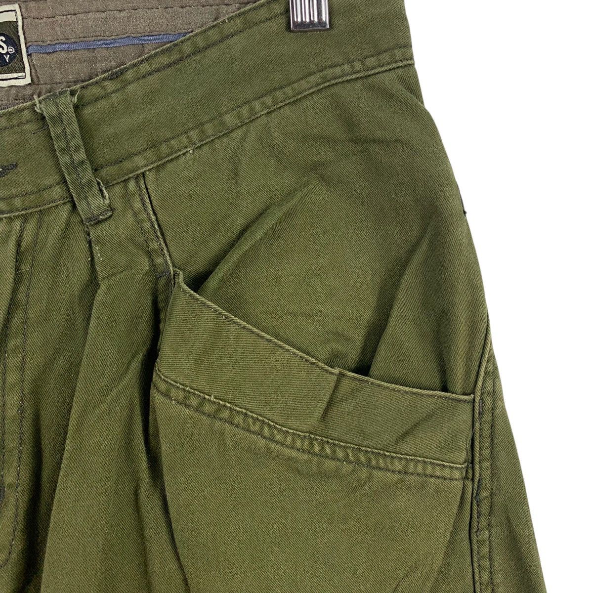 Japanese Brand SURPLUS SEMINARY Army colour cargo pants Size US 31 - 7 Thumbnail