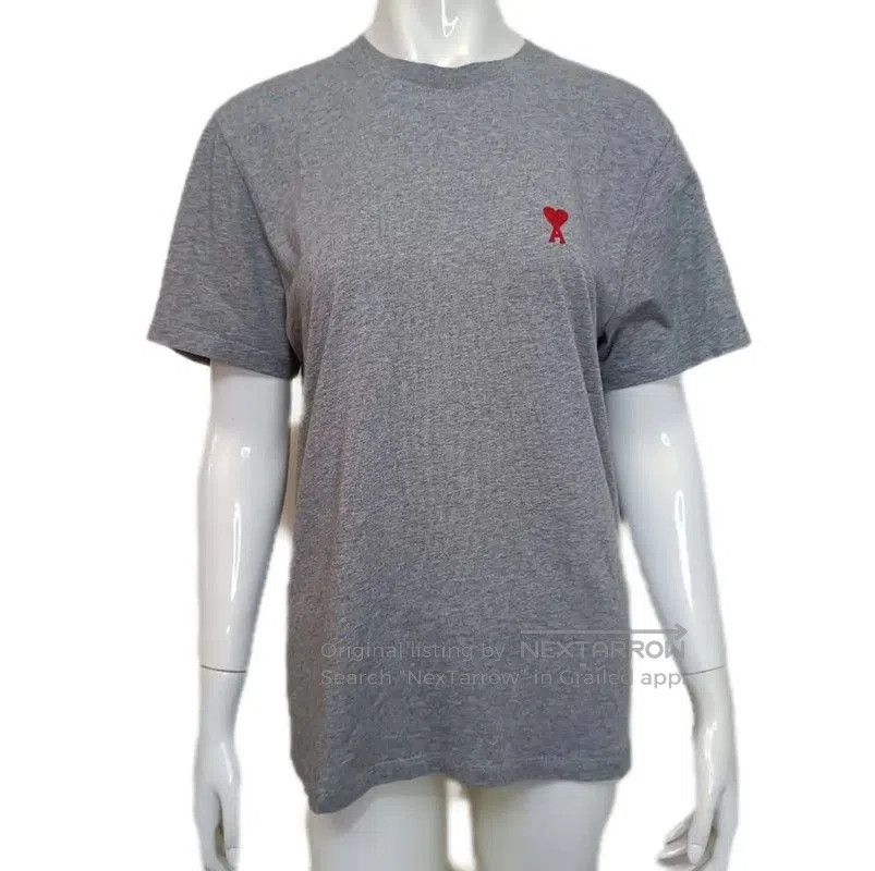 AMI AMI Gray Women's T-Shirt with Heart Logo . Size M / US 6-8 / IT 42-44 - 1 Thumbnail