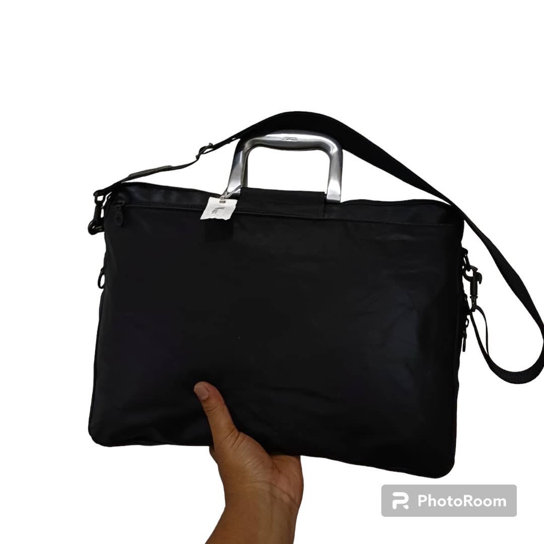 Yohji Yamamoto 💥Last Drop💥Yohji Yamamoto Crossbody Bag Size ONE SIZE - 1 Thumbnail