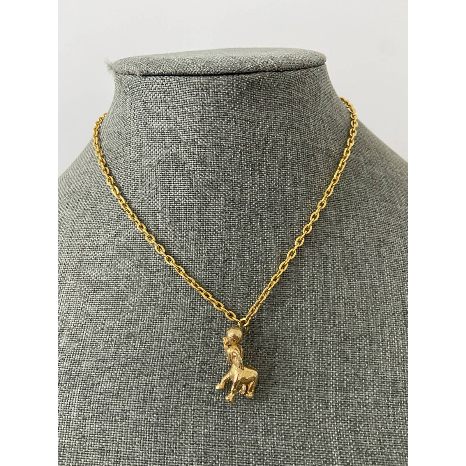 Pendentif éléphant En Or 18k - Collier Mi-long Vintage - Occasion