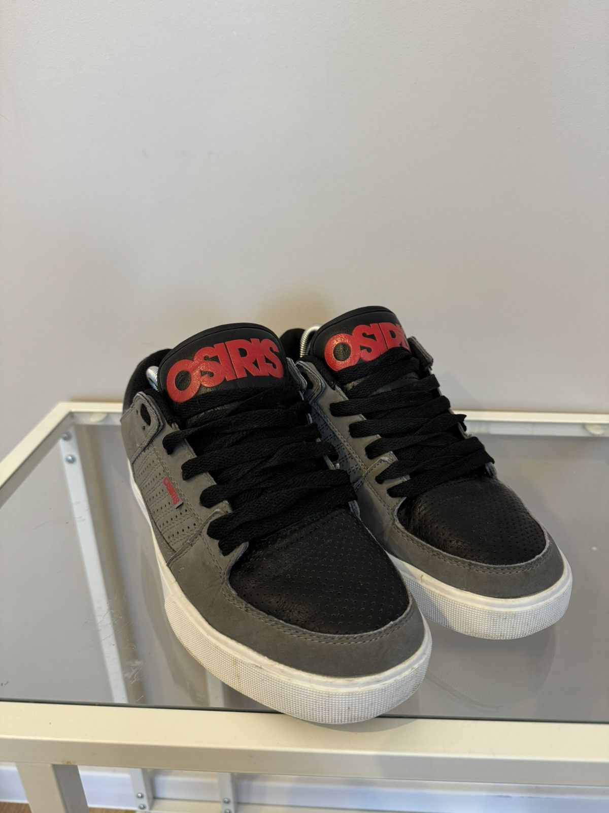 Osiris Osiris sneakers skateboard vintage streetwear shoes y2k 00s Size US 9.5 / EU 42-43 - 1 Thumbnail