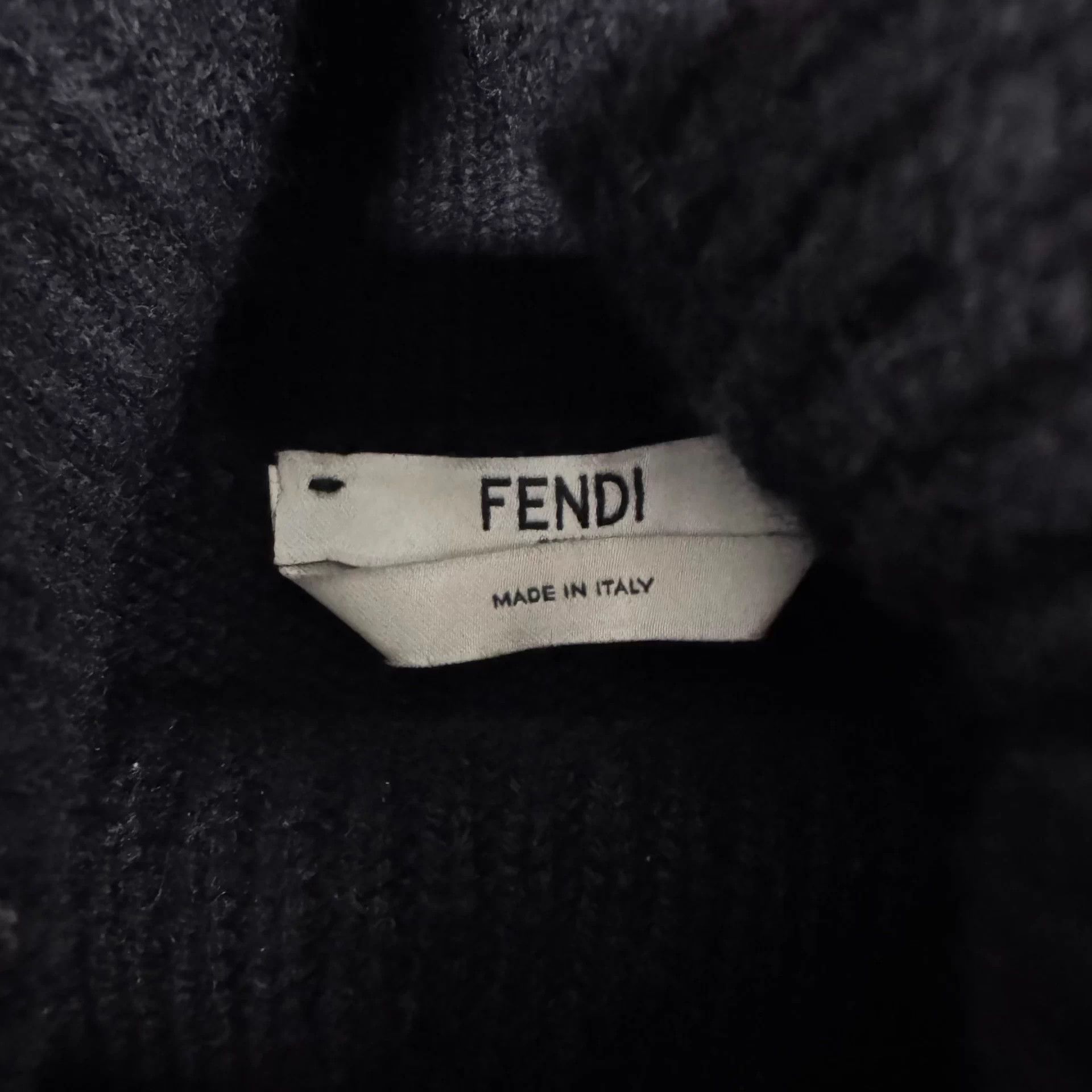 Fendi Fendi Fox Fur Trim High Neck Batwing Cashmere Sweater 40 99 Size M / US 6-8 / IT 42-44 - 6 Thumbnail
