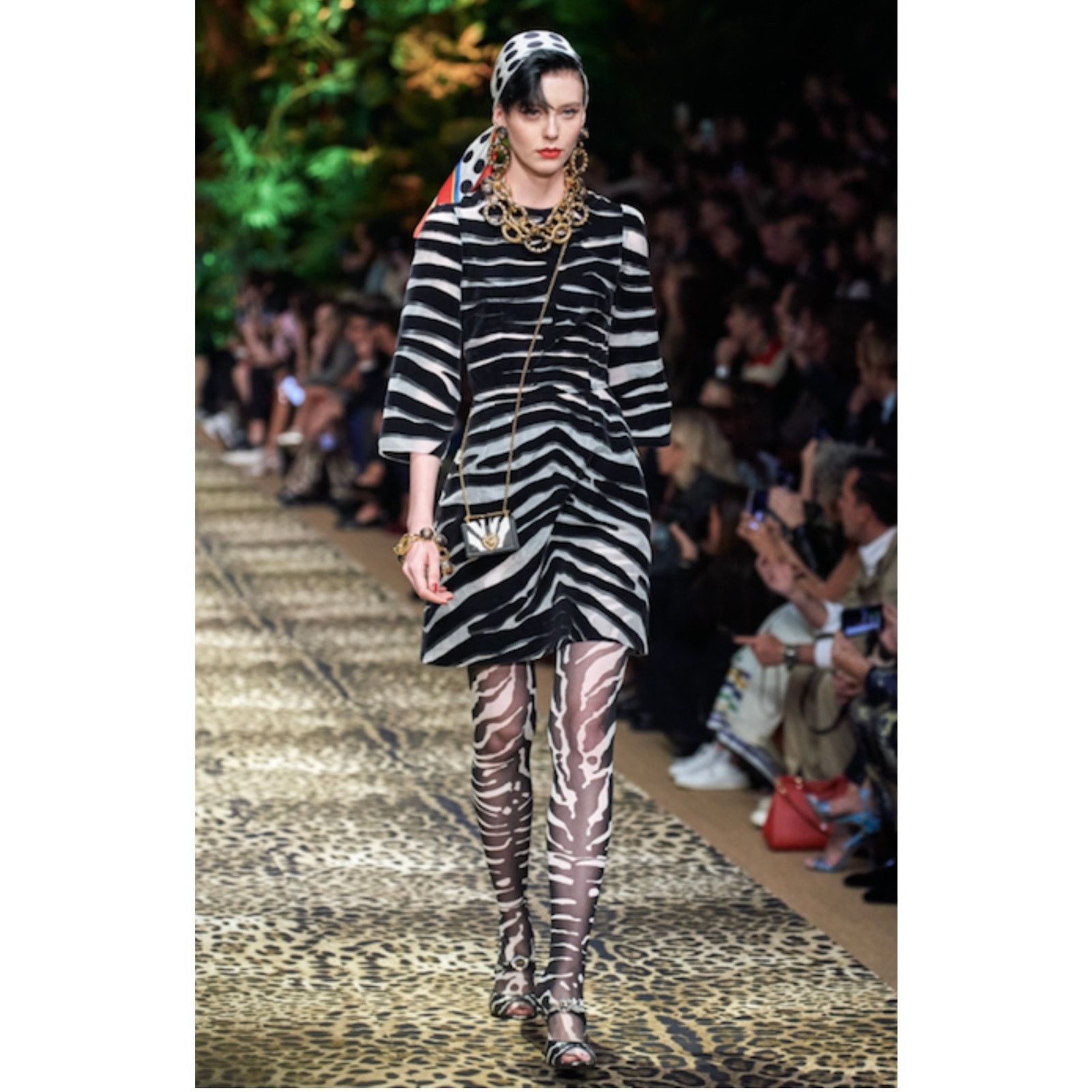 Dolce & Gabbana NWT DOLCE & GABBANA Runway Zebra Print Mini Dress Black 42 Size M / US 6-8 / IT 42-44 - 1 Thumbnail