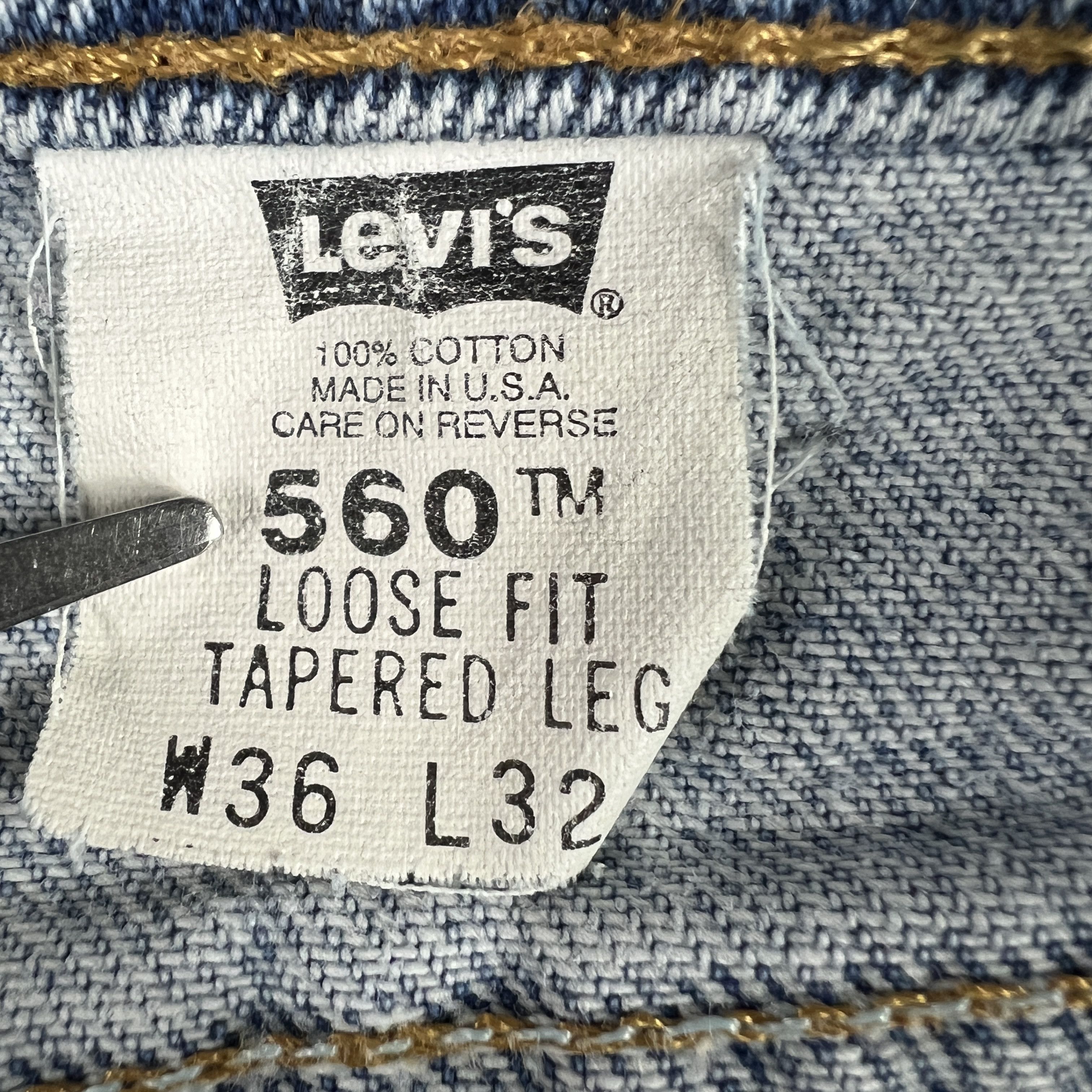 Levi's × Vintage VTG 90s Levi's Jeans 560 Loose Tapered Blue Denim Size US 35 - 11 Thumbnail