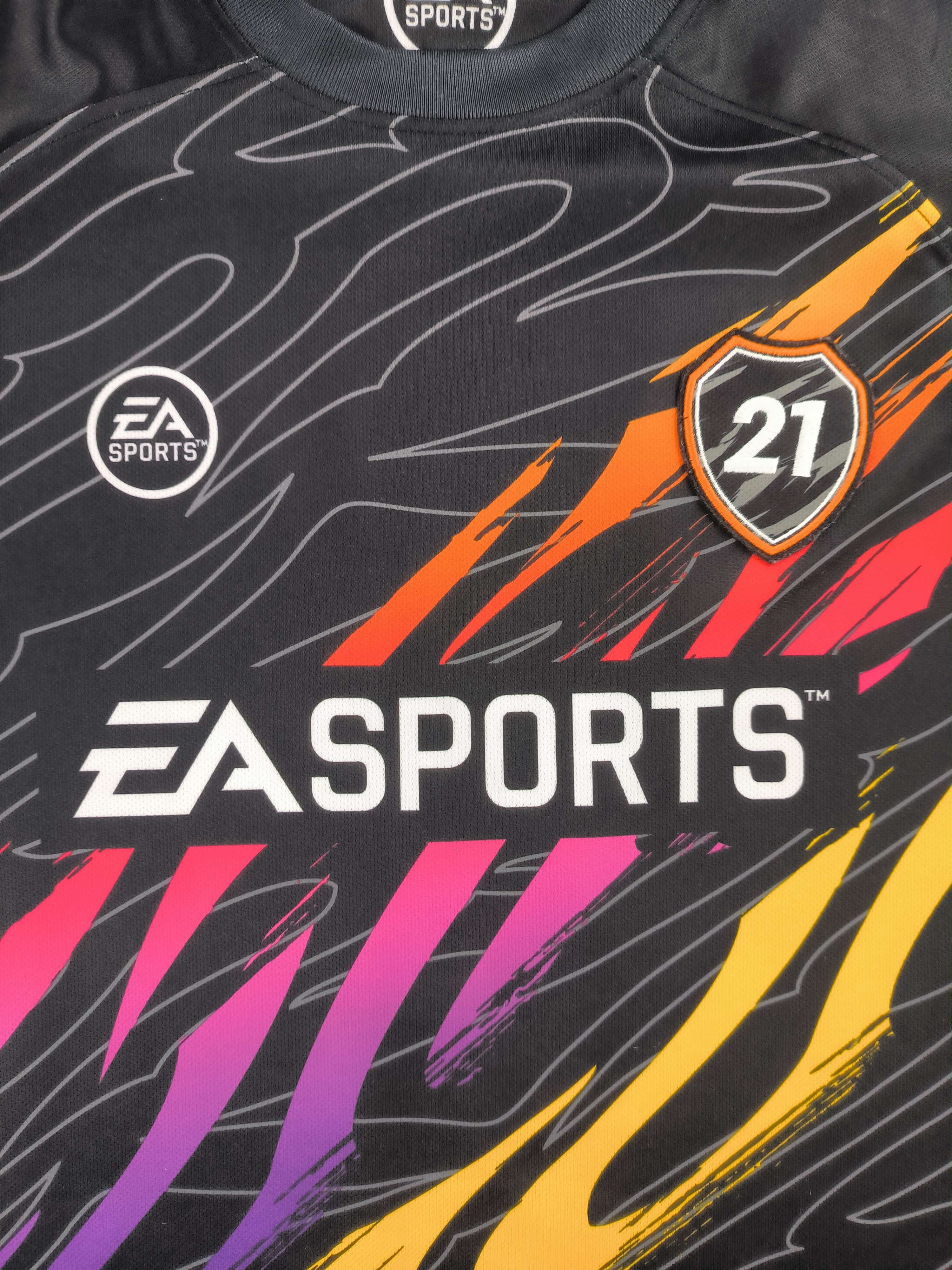 Other EA Sports 2021 football jersey shirt size M Size US M / EU 48-50 / 2 - 3 Thumbnail