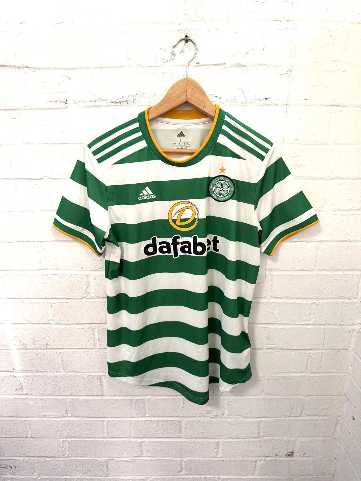 Adidas Adidas Celtic Football Club Green and White Sports Jersey Size ONE SIZE - 1 Thumbnail