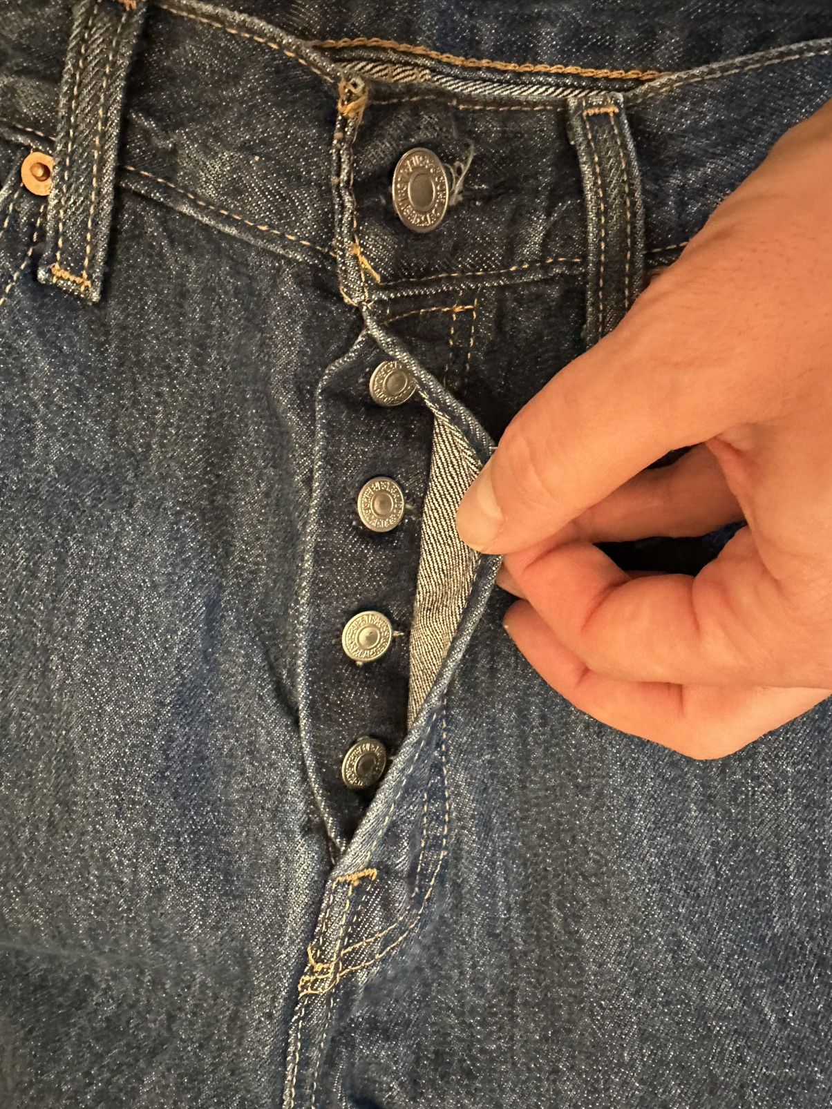Levi's Levis 501 Jeans Mens 32x31 Straight Leg Button Fly Denim Size US 32 / EU 48 - 6 Thumbnail