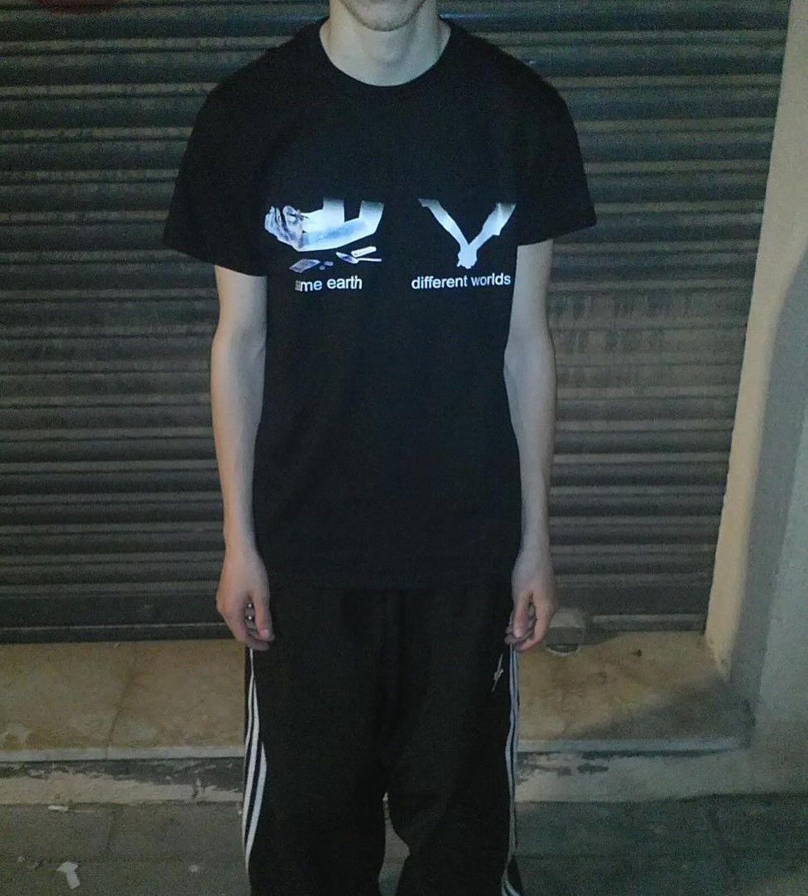 Japanese Brand 242.g same earth different worlds tshirt Size US M / EU 48-50 / 2 - 2 Thumbnail