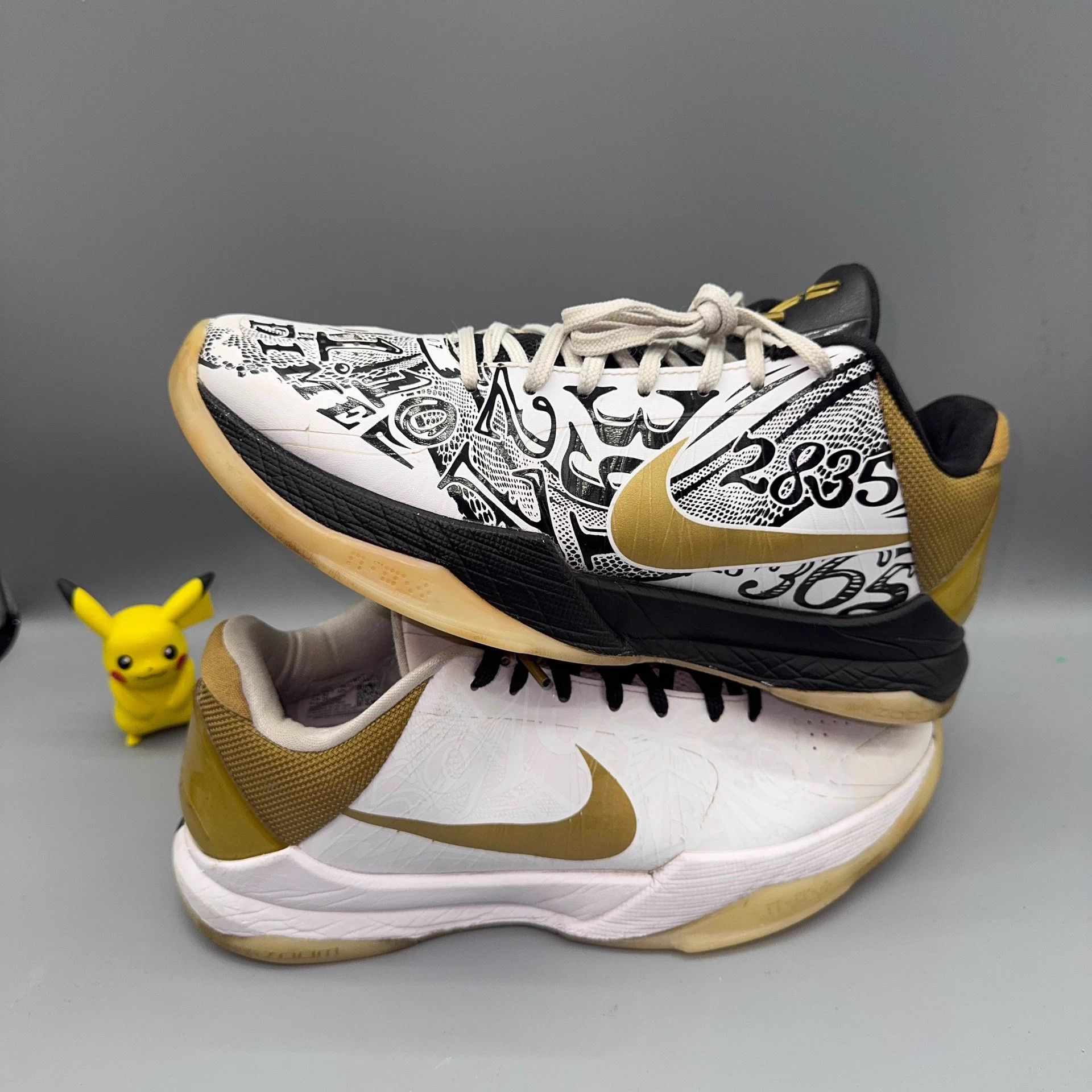 Nike Nike Kobe 5 'Stage' Black/White/Gold w/ wear Size US 9 / EU 42 - 5 Thumbnail