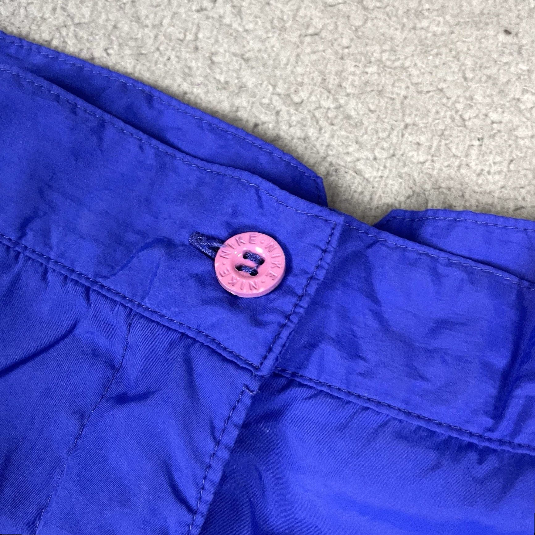 Nike VINTAGE Nike Short Nike Shorts Womens L Blue Tennis Nylon Zip Short Challenge Court Logo Retro Size 36" / US 14 / IT 50 - 3 Thumbnail