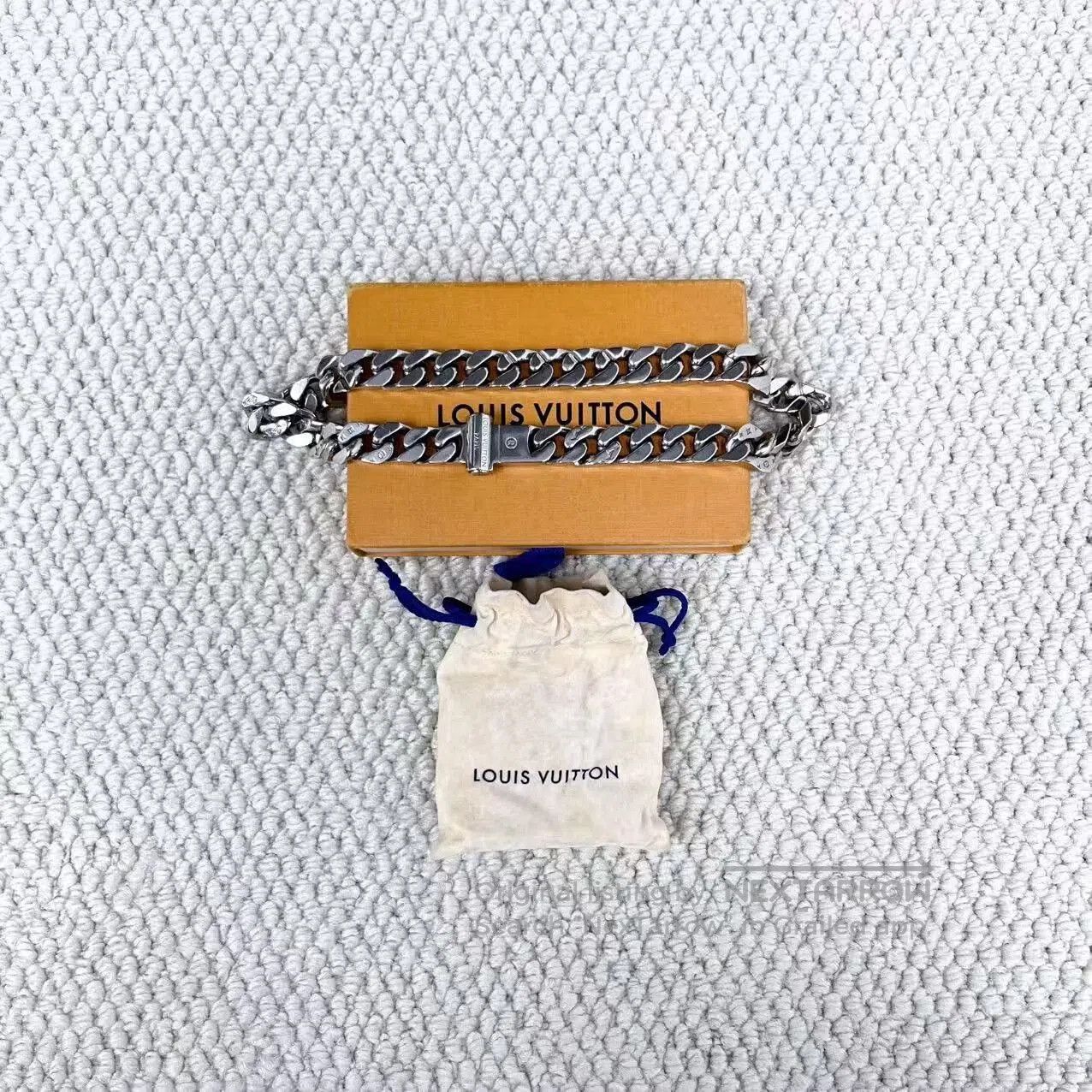 Louis Vuitton louis vuitton silver monogram chain necklace. Size ONE SIZE - 1 Thumbnail