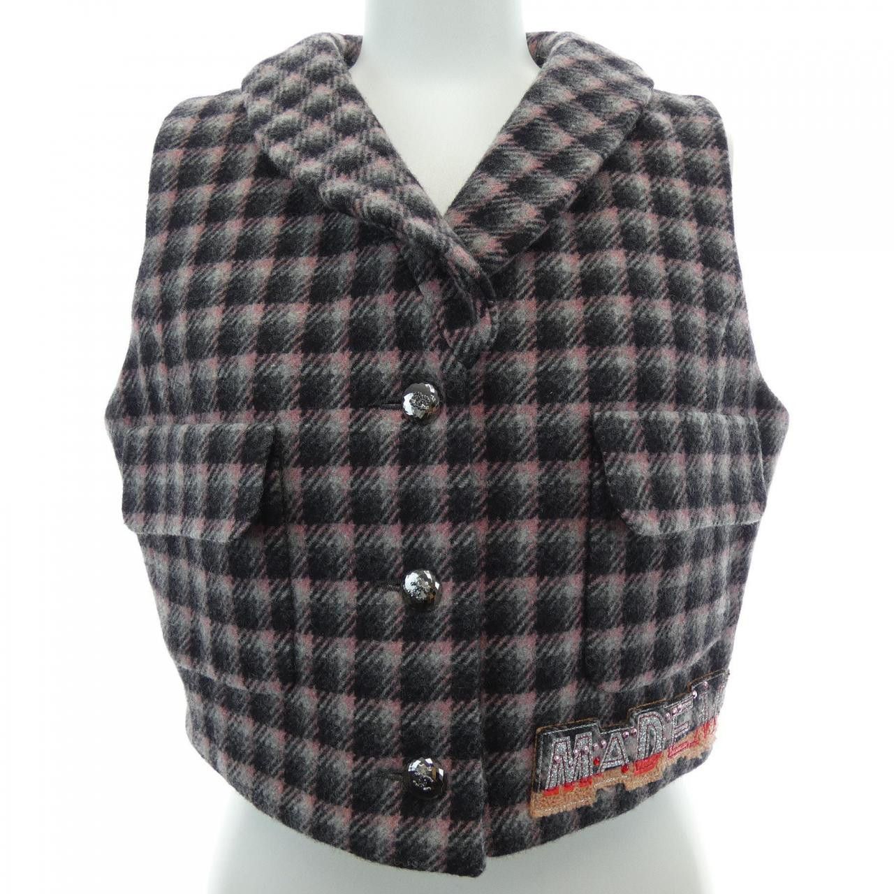 Chanel Chanel Chanel Knit Vest Others Tops P71277V62646 DUTY FREE for USA Size ONE SIZE - 1 Thumbnail
