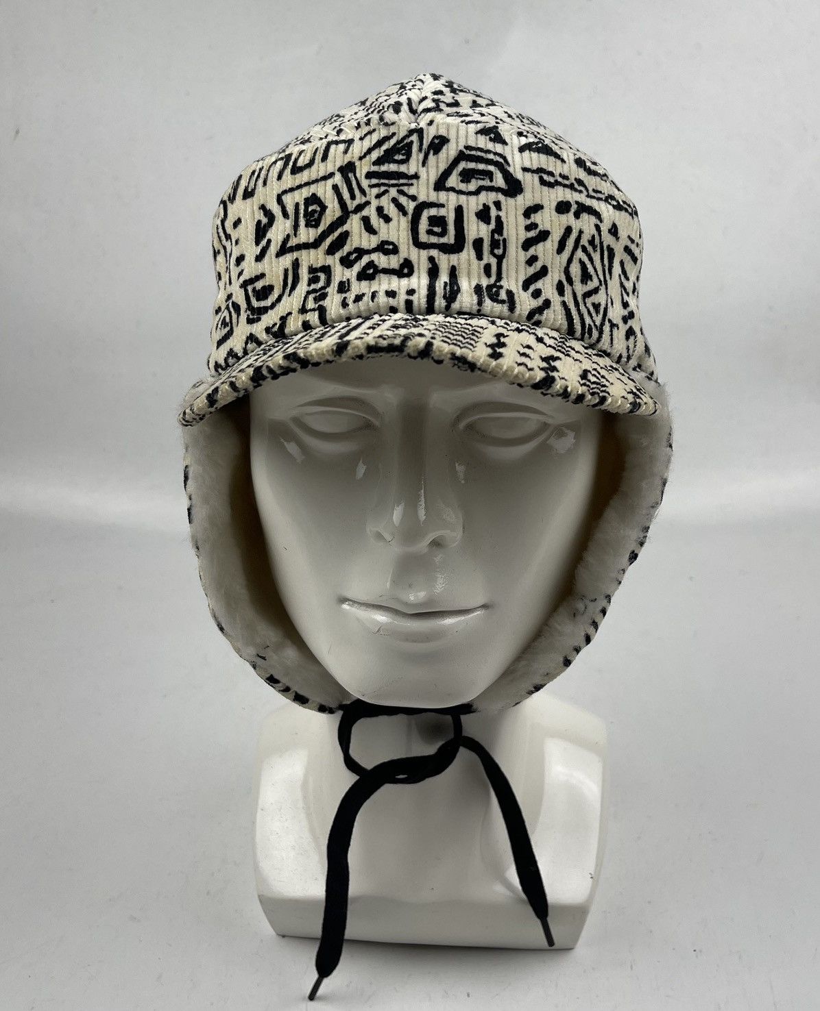 Japanese Brand rare design winter hat trapper hat tc41 Size ONE SIZE - 2 Thumbnail