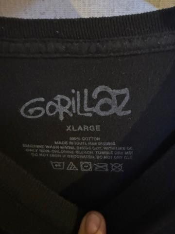Band Tees Y2K GORILLAZ LONGSLEEVE HUMANS ART ALBUM Size US XL / EU 56 / 4 - 4 Thumbnail