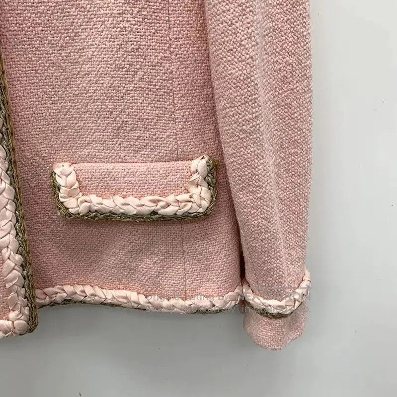 Chanel Chanel Pink Women's Jacket in Size S . Size S / US 4 / IT 40 - 4 Thumbnail