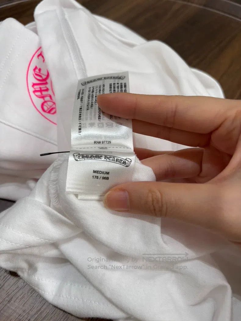 Chrome Hearts CHROME HEARTS Size M Pink horseshoe white short sleeves Size US M / EU 48-50 / 2 - 6 Thumbnail