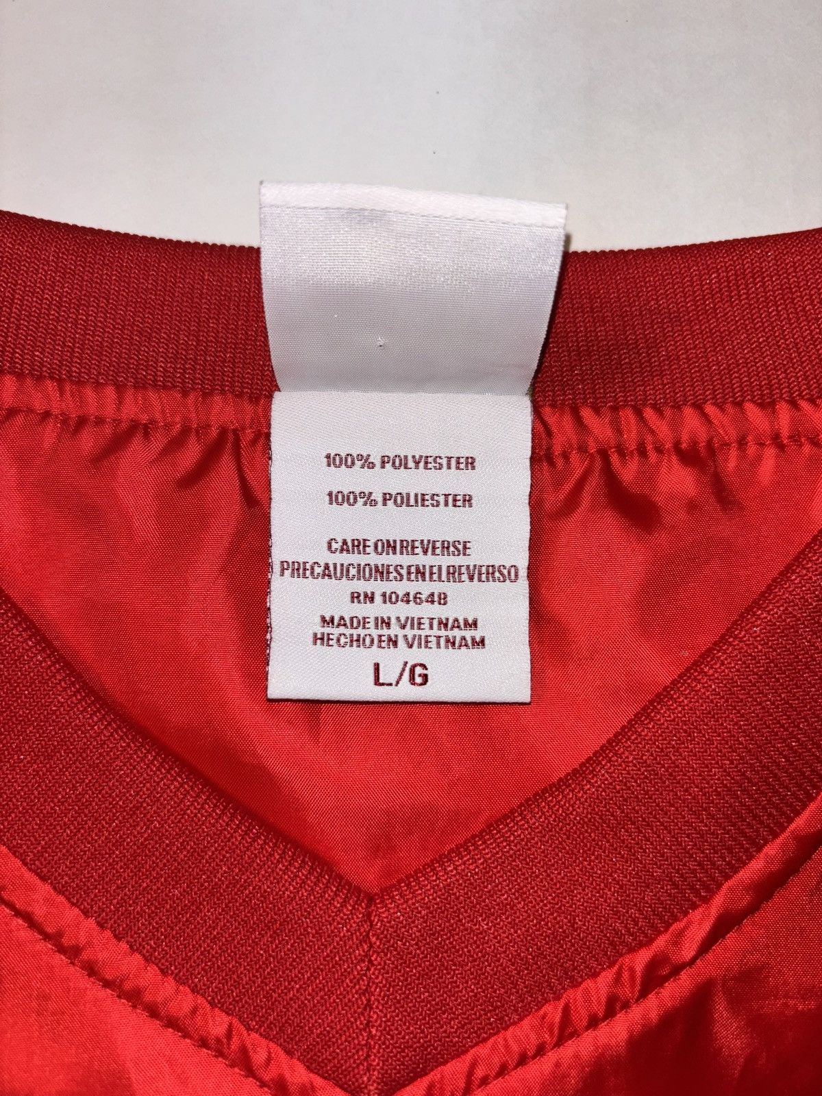 NCAA Vtg Wisconsin Badgers 90’s Red Pullover Windbreaker Sz Large Size US L / EU 52-54 / 3 - 5 Thumbnail