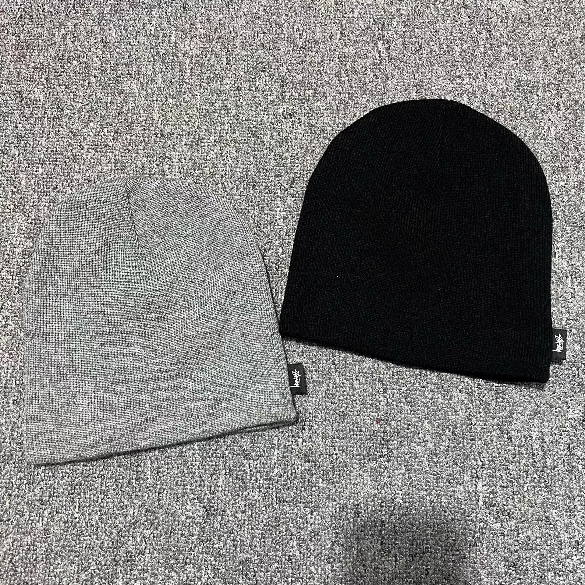 Stussy Stussy classic solid color small flag label knit beanie Q7 Size ONE SIZE - 3 Thumbnail