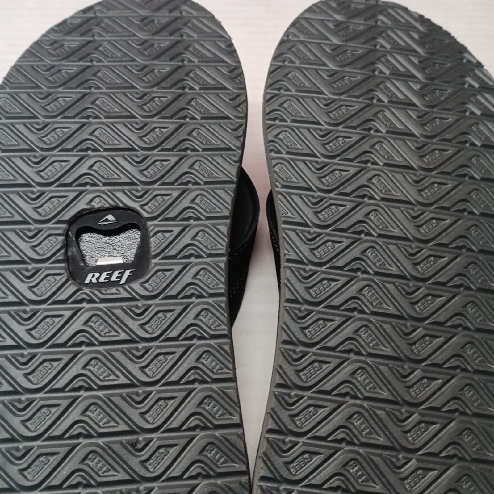 REEF REEF Element TQT Men's Sandals Men's Size 8 Bottle Opener Size US 8 / EU 41 - 6 Thumbnail