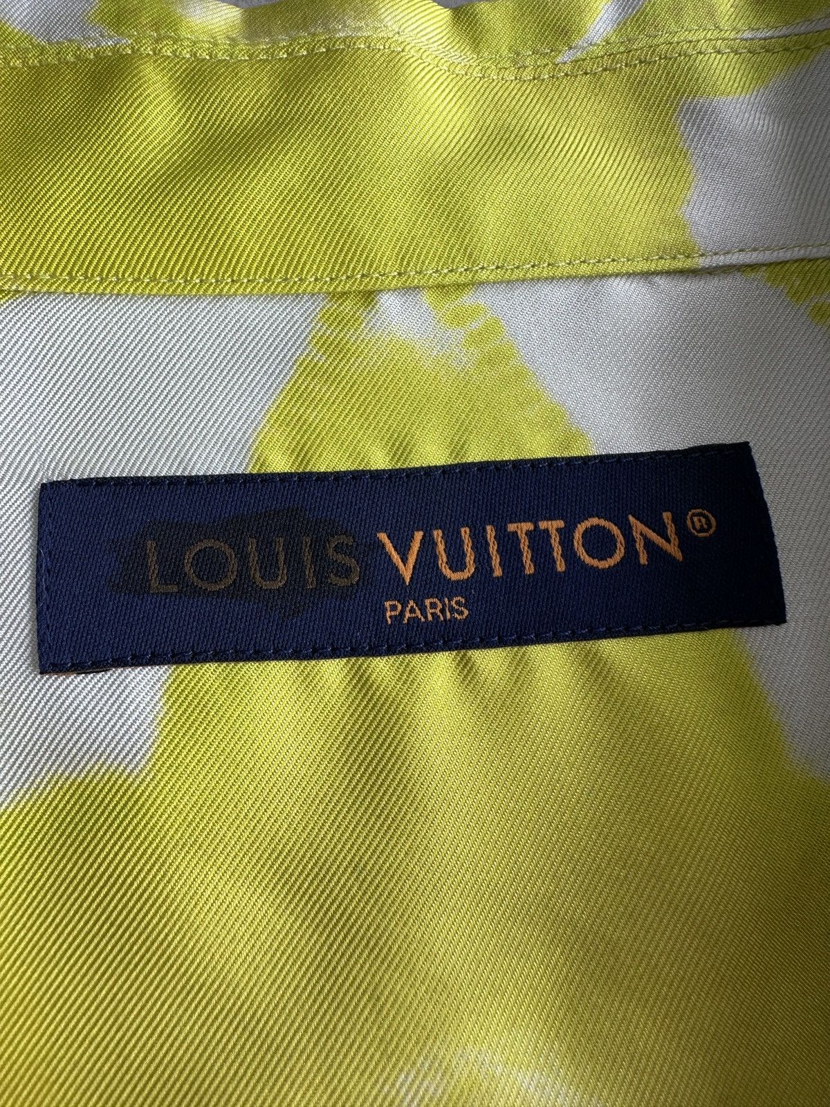 Louis Vuitton Louis Vuitton - Shibori Monogram Silk Shirt Size US L / EU 52-54 / 3 - 9 Thumbnail