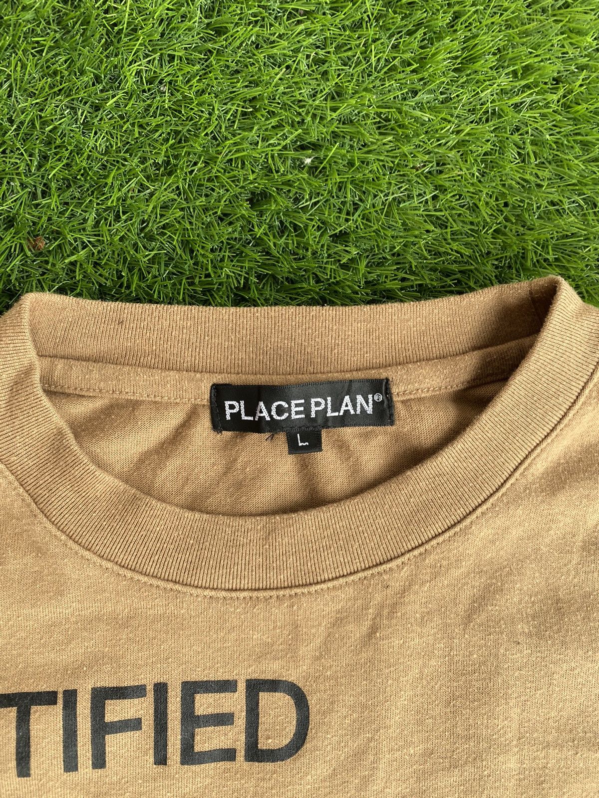 Japanese Brand Place Plan Long Sleeve Photo Tee Size US L / EU 52-54 / 3 - 6 Thumbnail