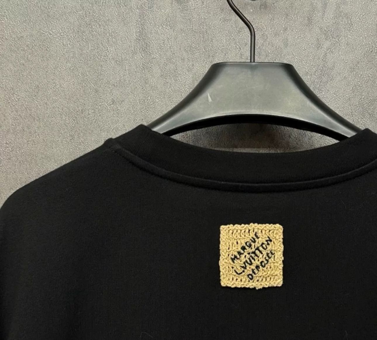 Louis Vuitton louis vuitton logo short sleeve shirt Size US M / EU 48-50 / 2 - 2 Thumbnail