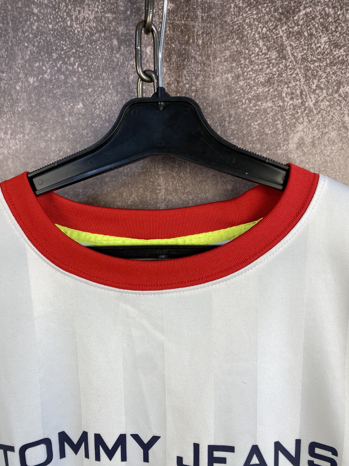 Vintage Vintage 90s Tommy Hilfiger Jeans Jersey Size US L / EU 52-54 / 3 - 5 Thumbnail