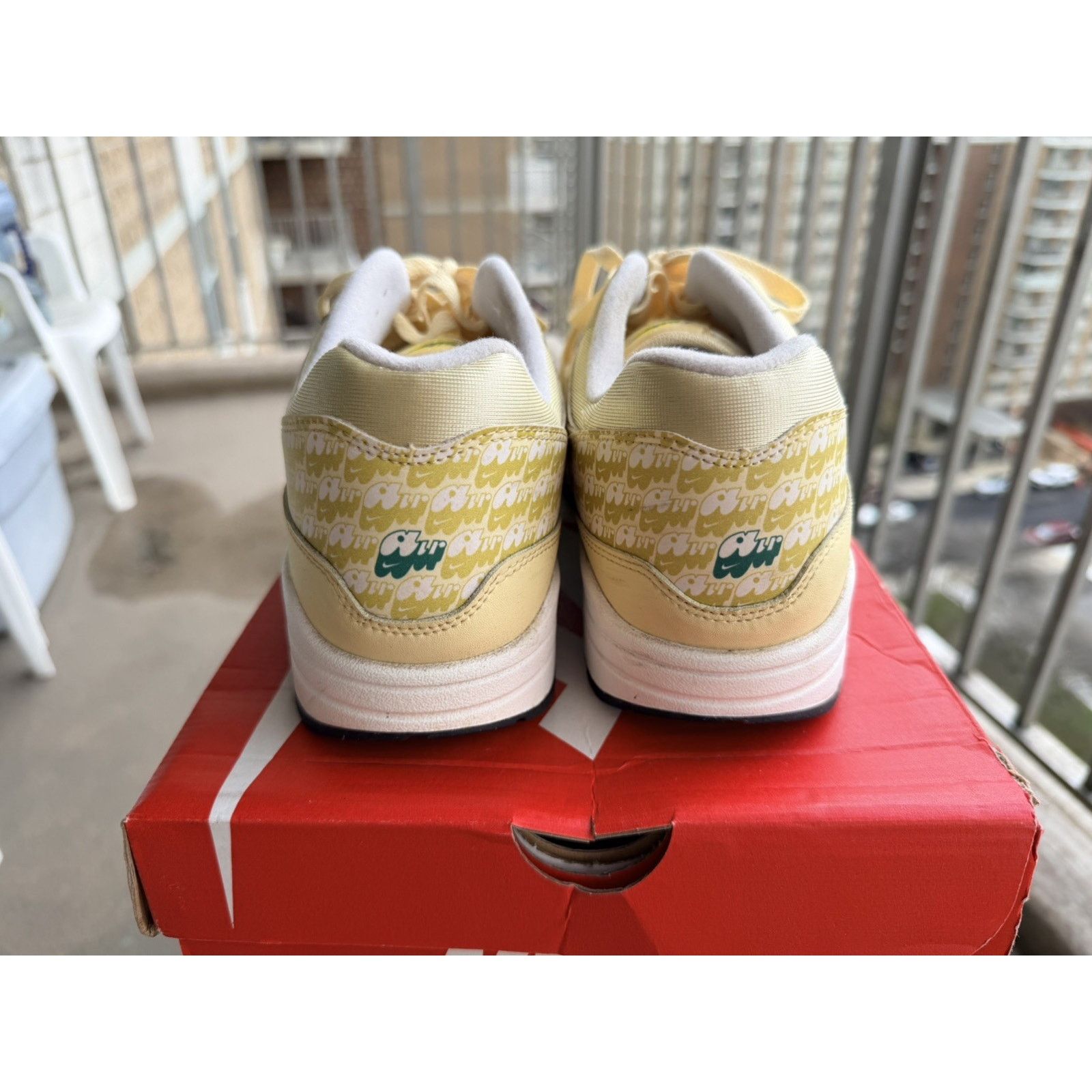 Nike Size 12 - Nike Air Max 1 2020 Lemonade Size US 12 / IT 42 - 8 Thumbnail