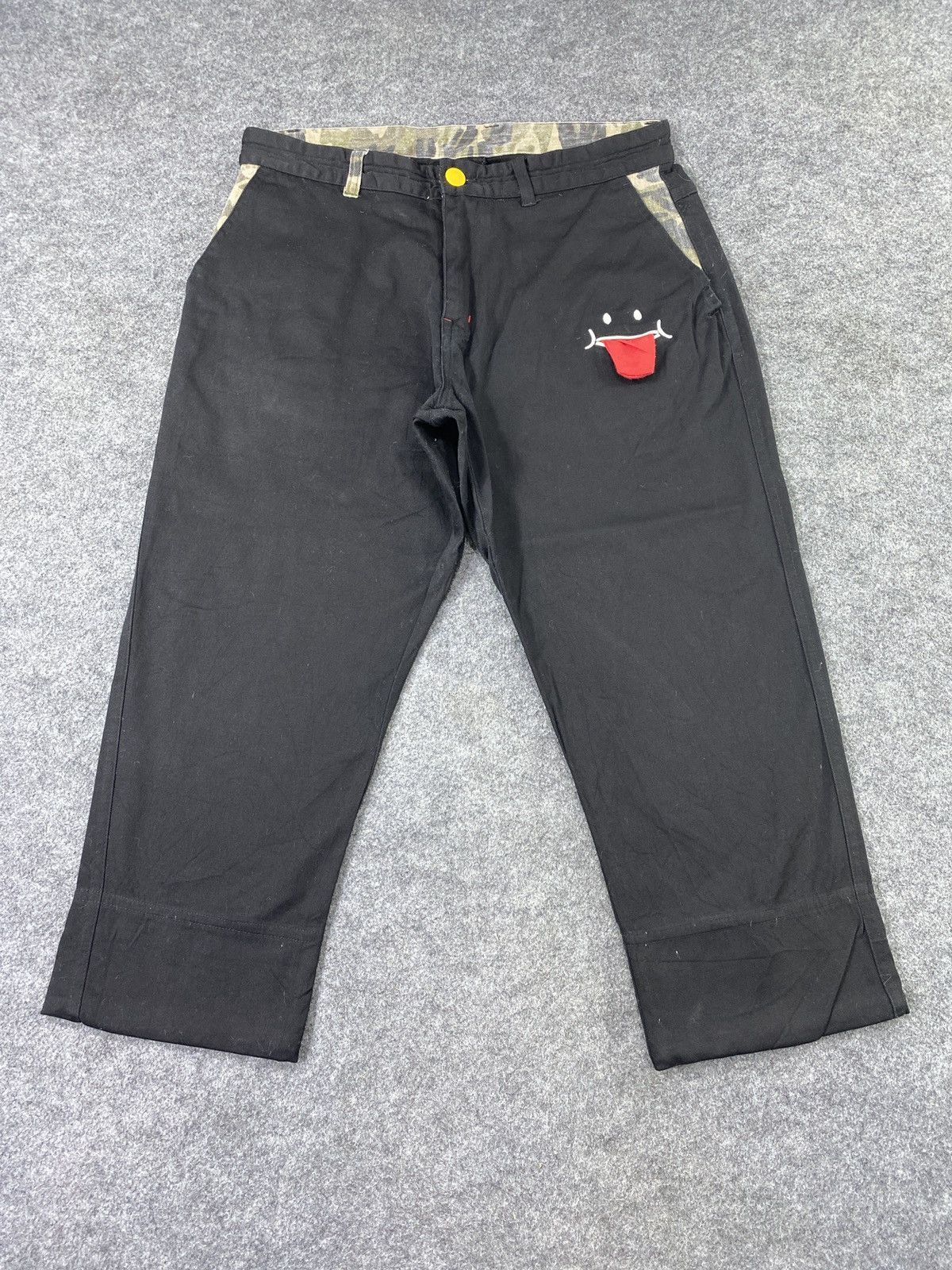 Japanese Brand UP! SMILE MADE IN SMILE 3D Tongue 3 Quarter Shorts -J1109 Size US 31 - 2 Thumbnail